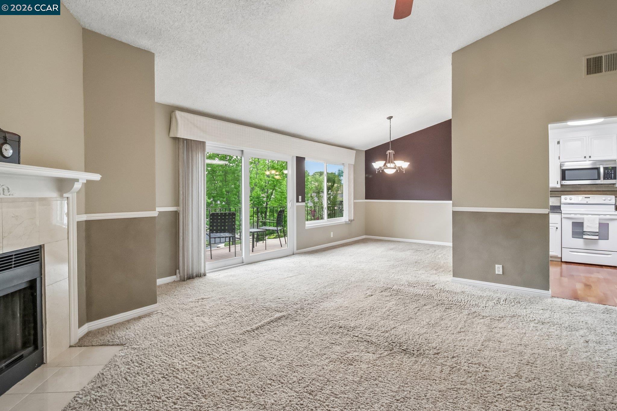 Photo #8: 41132192 Listing: Photo #8