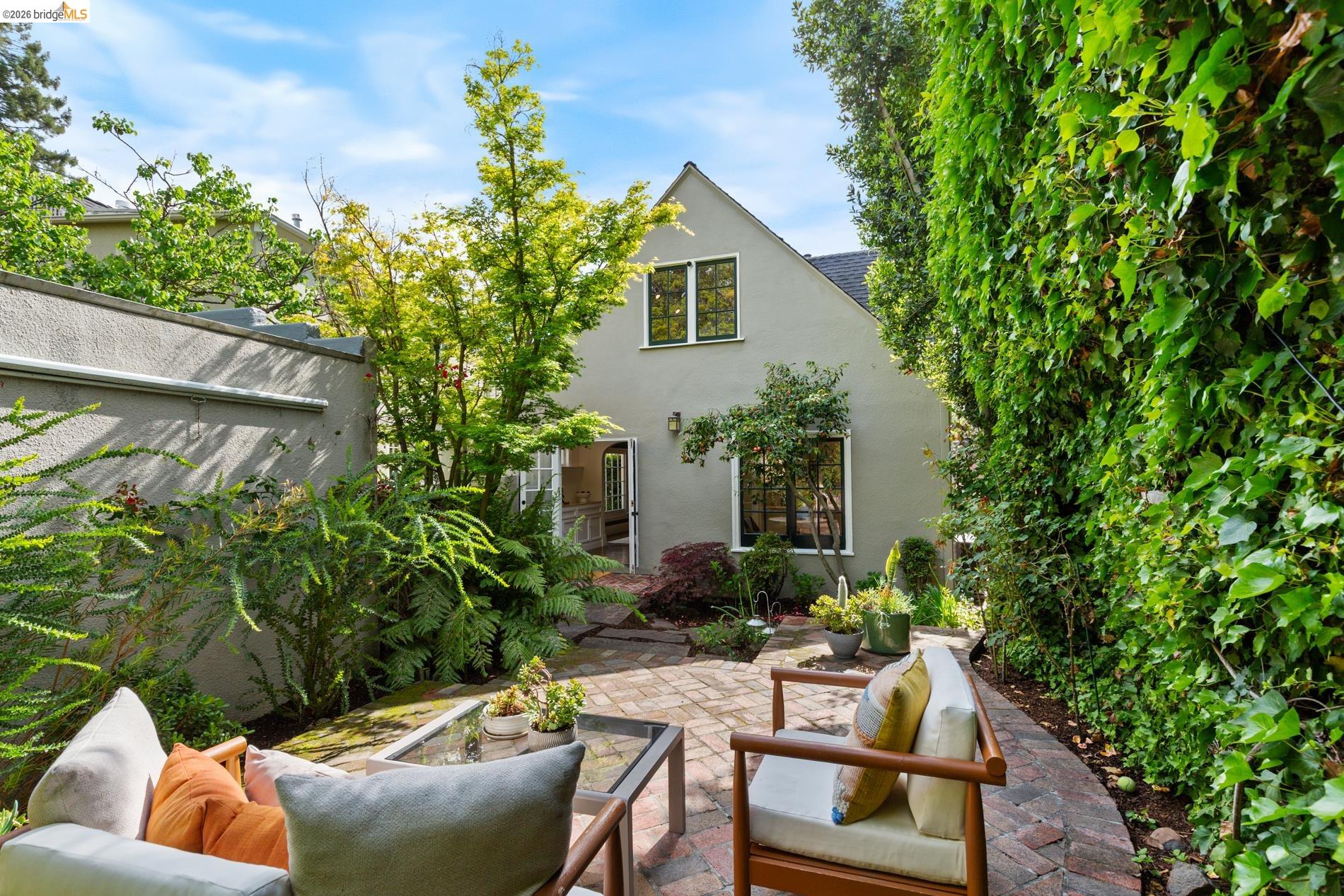 15 Claremont Cres, Berkeley, CA, 94705