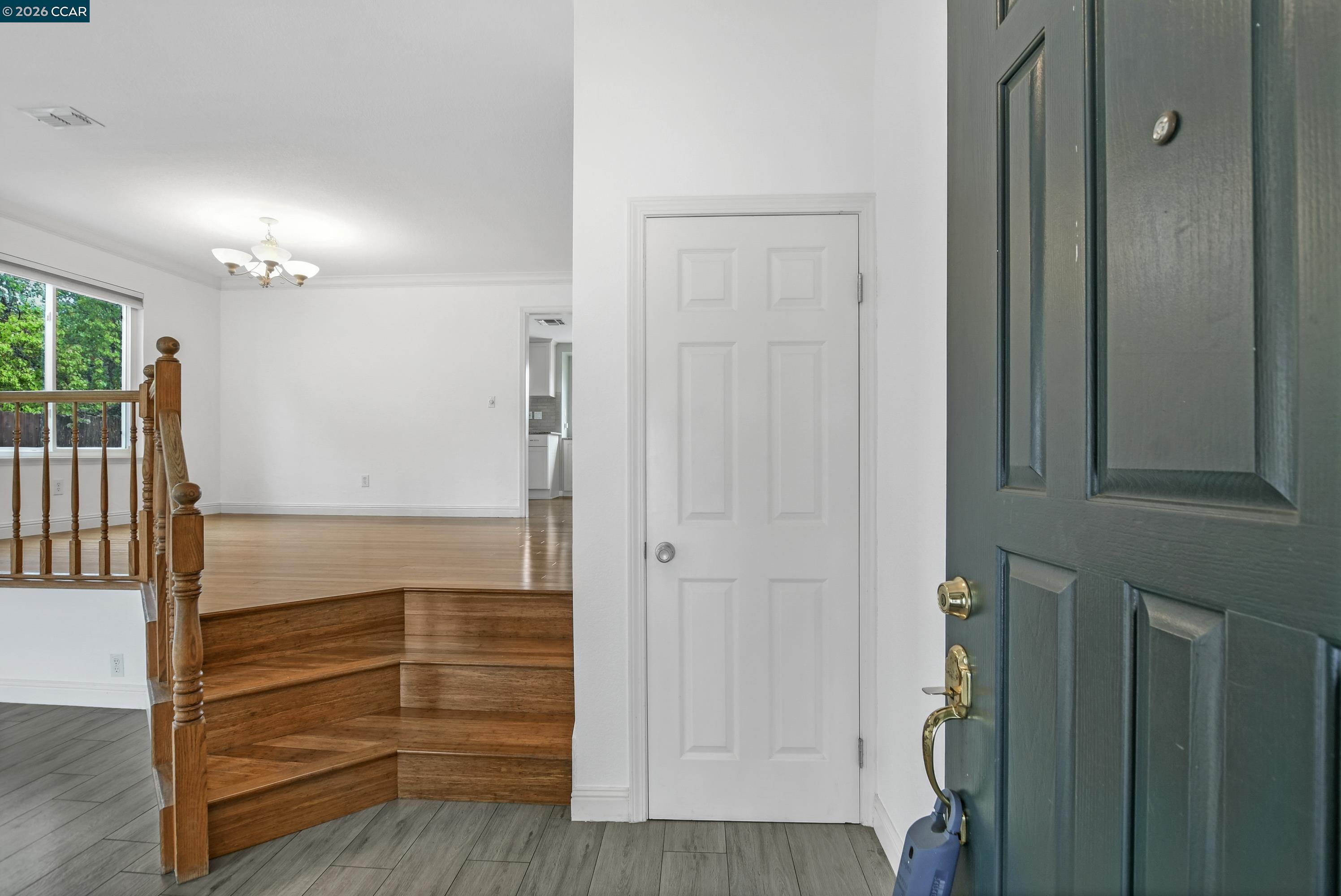 196 Bittercreek Dr, Folsom CA 95630 — photo 4
