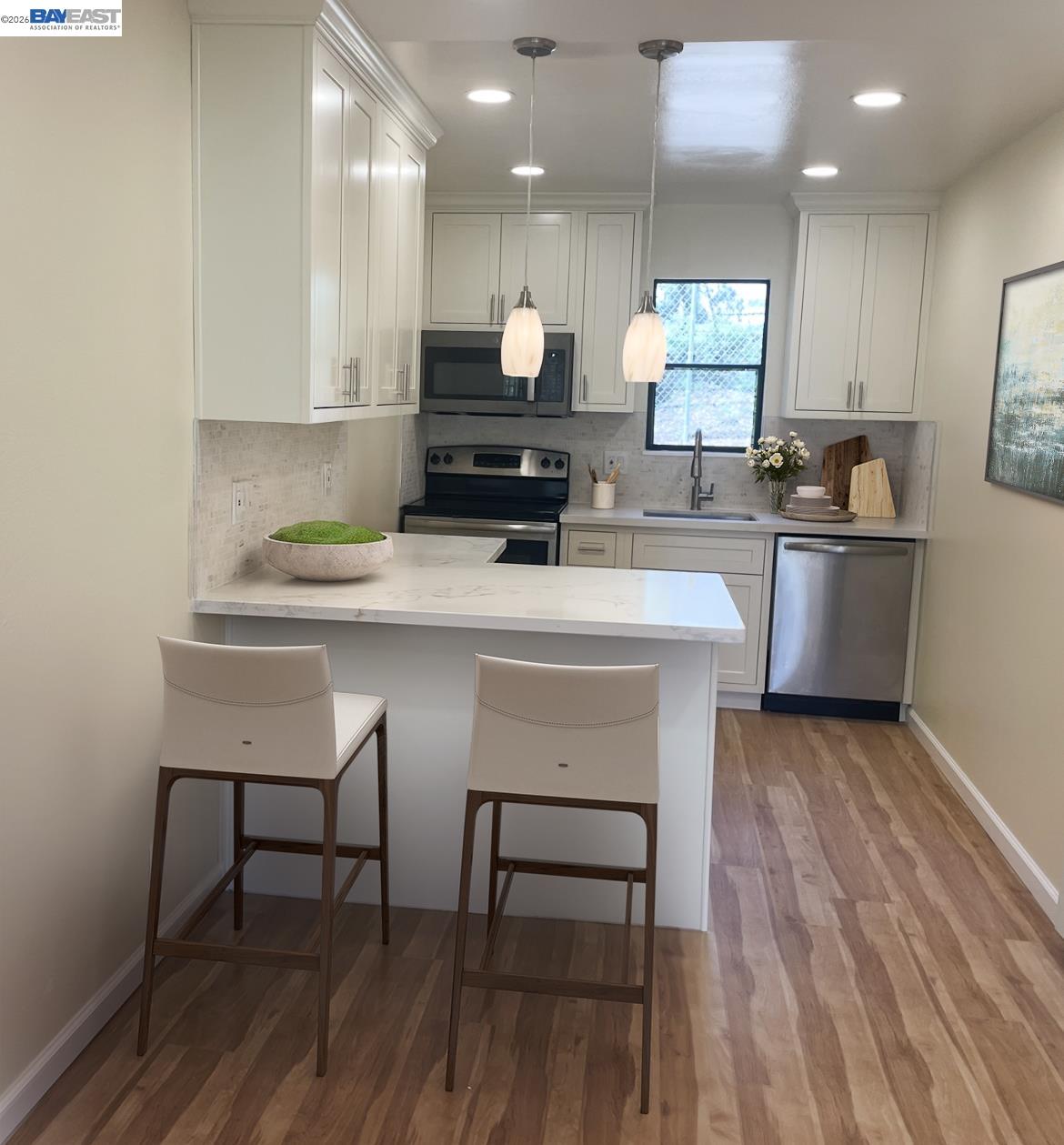 Photo #3: 41132207 Listing: Photo #3