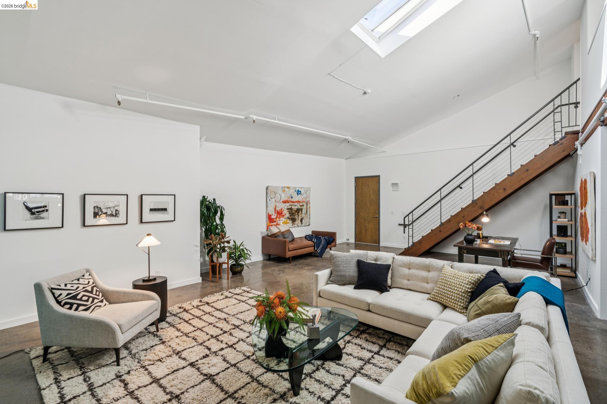 Photo #4: 41132213 Listing: Photo #4