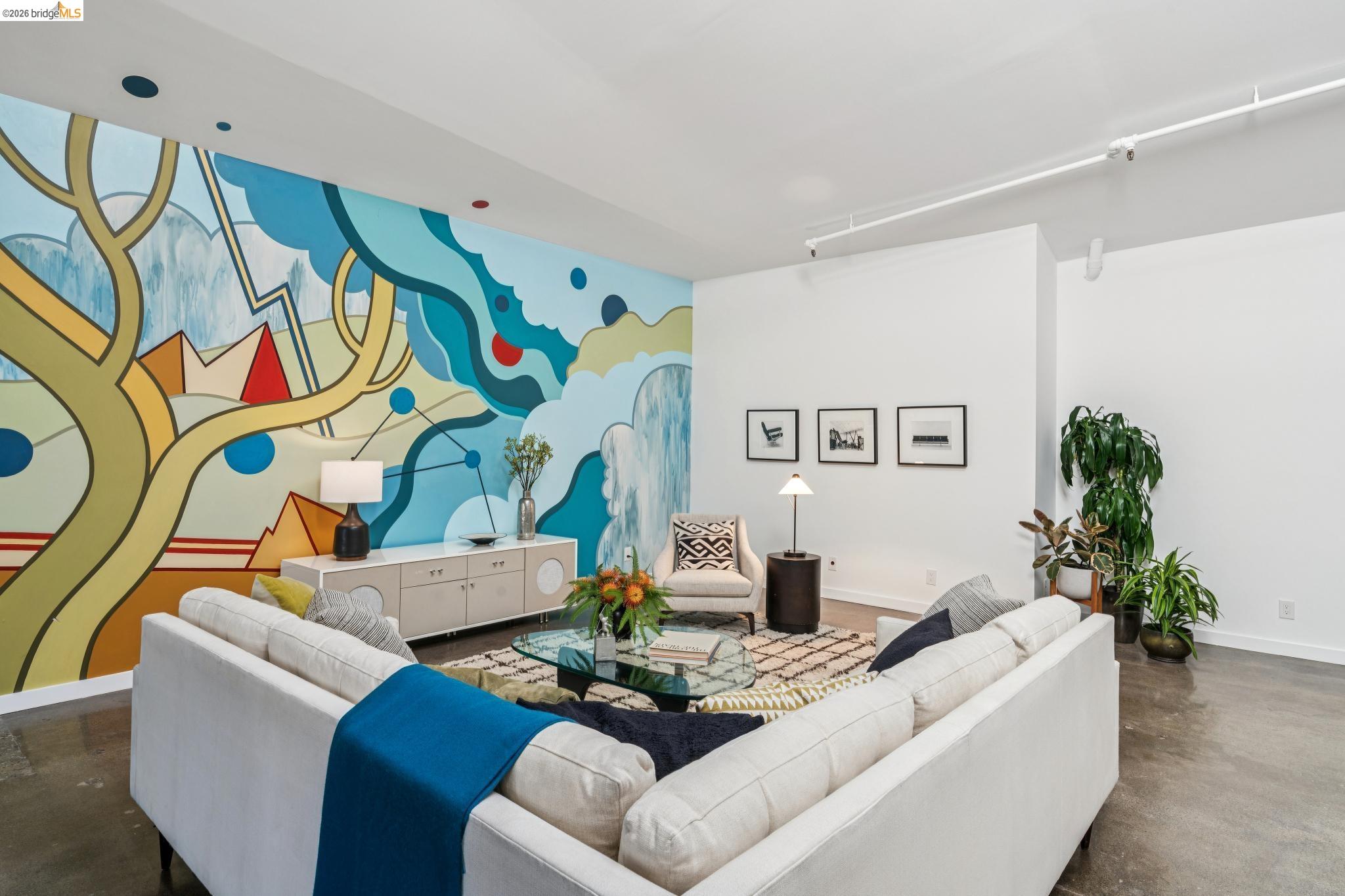 Photo #5: 41132213 Listing: Photo #5