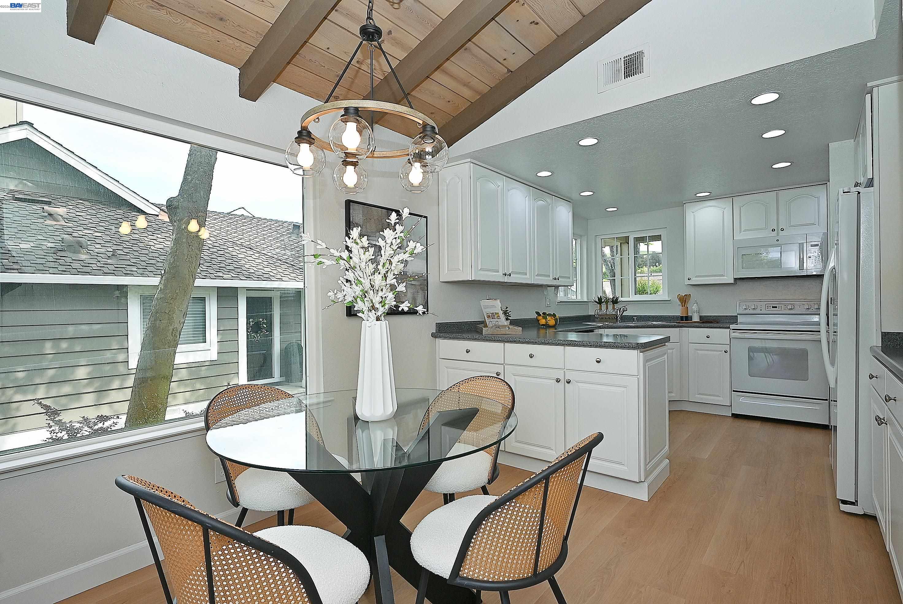 Photo #20: 41132222 Listing: Photo #20