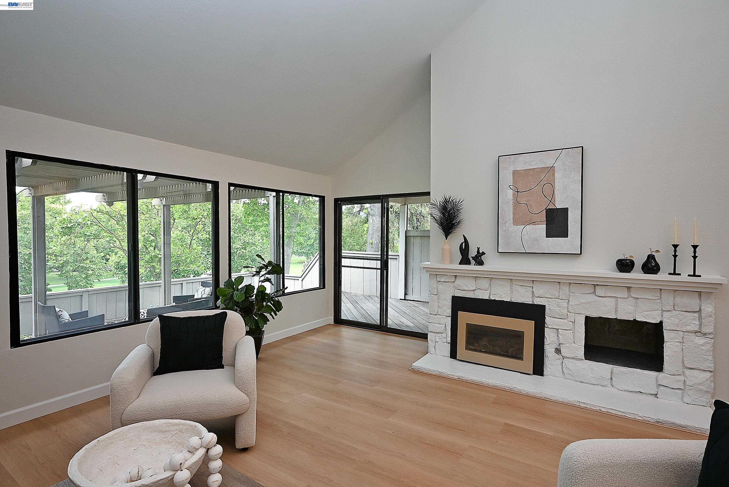 Photo #9: 41132222 Listing: Photo #9
