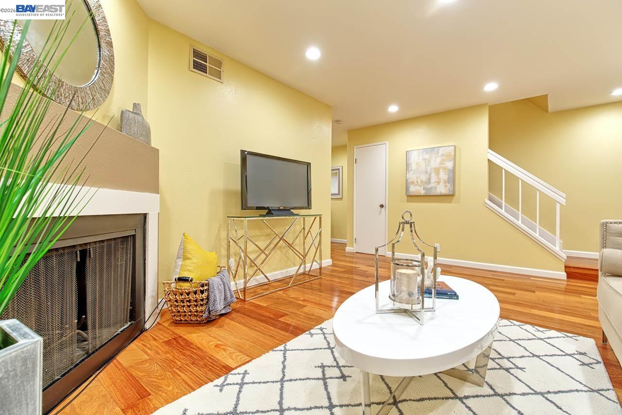 Photo #12: 41132236 Listing: Photo #12