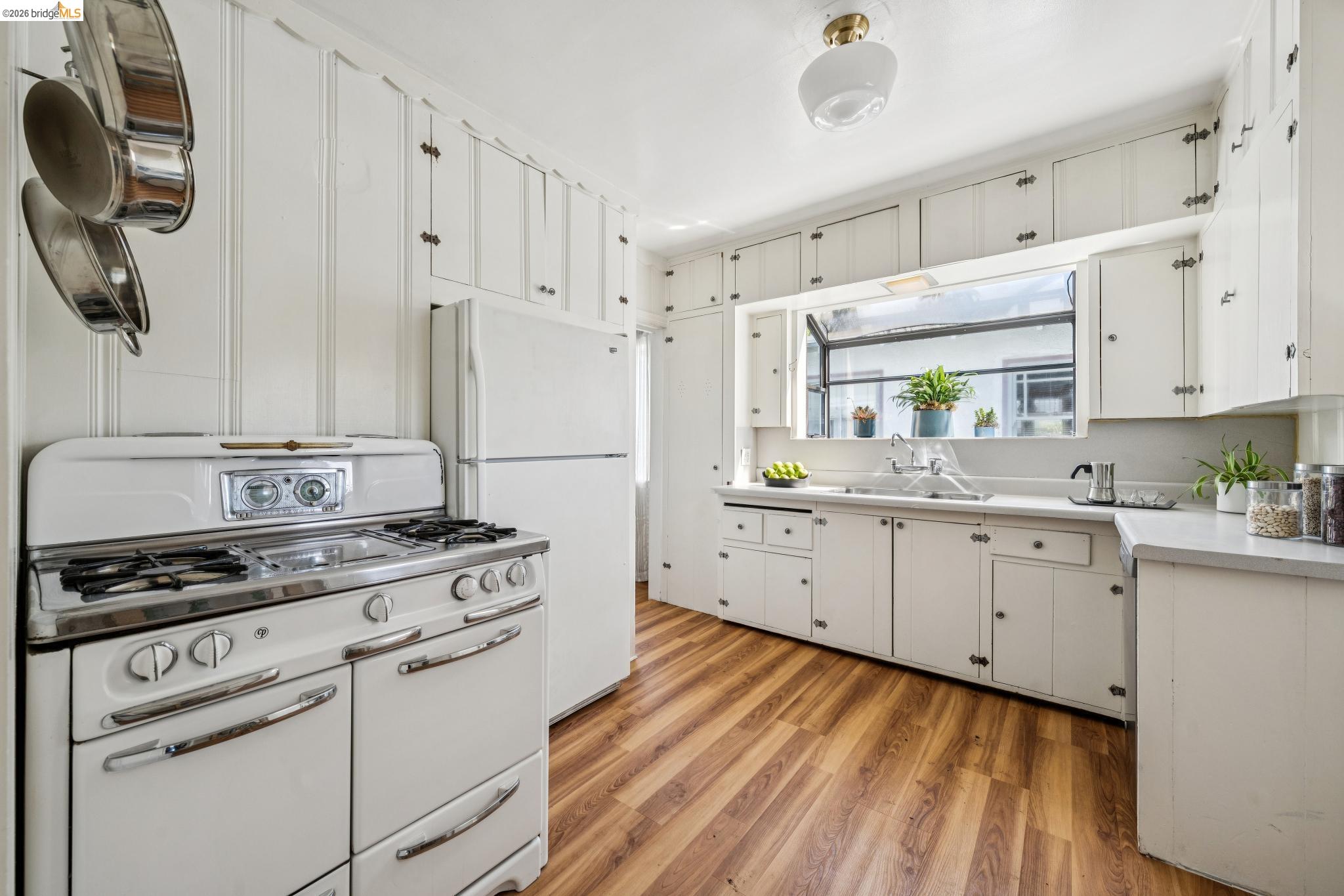 858 Neilson St, Berkeley, CA, 94707