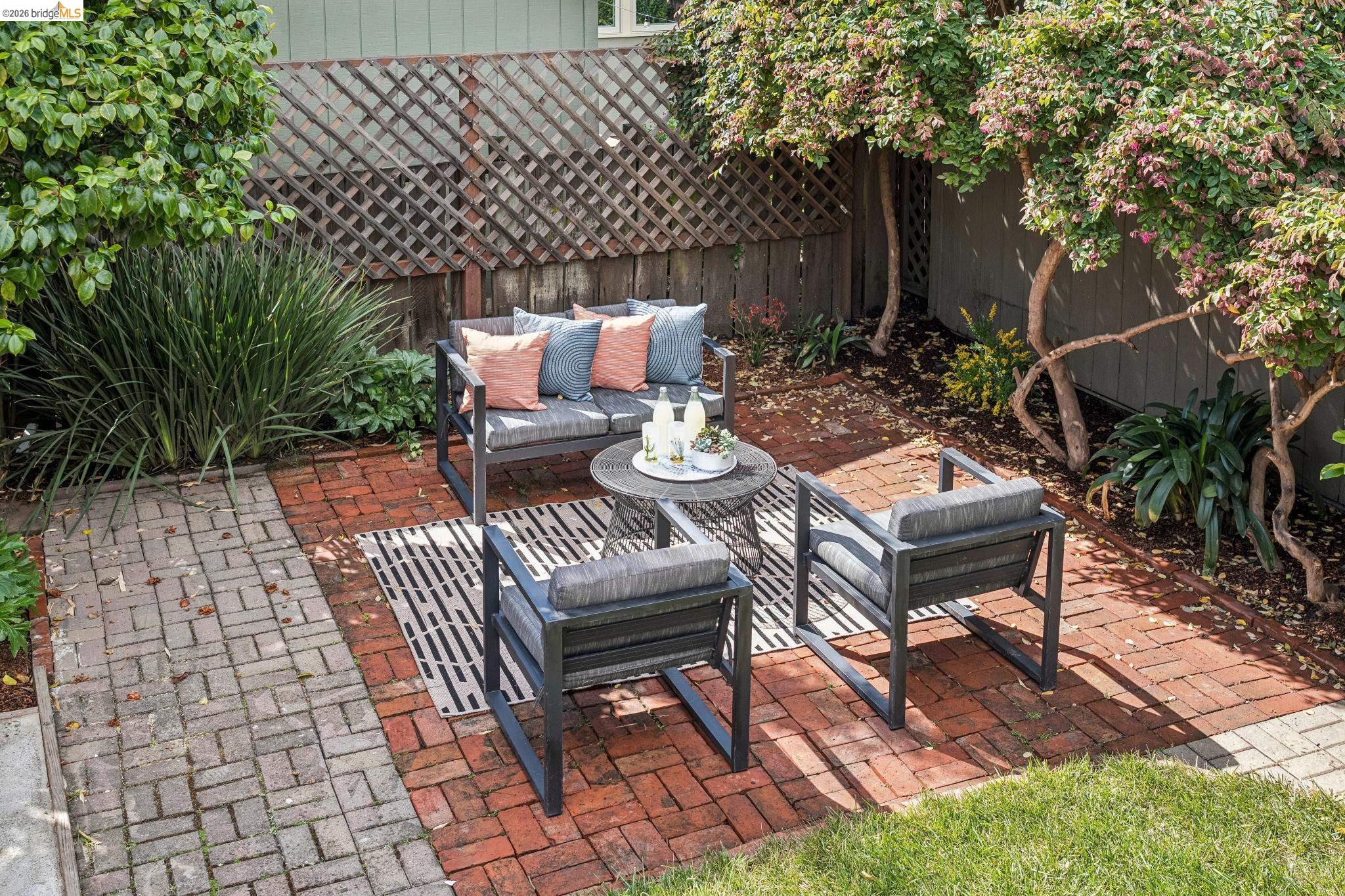 858 Neilson St, Berkeley, CA, 94707