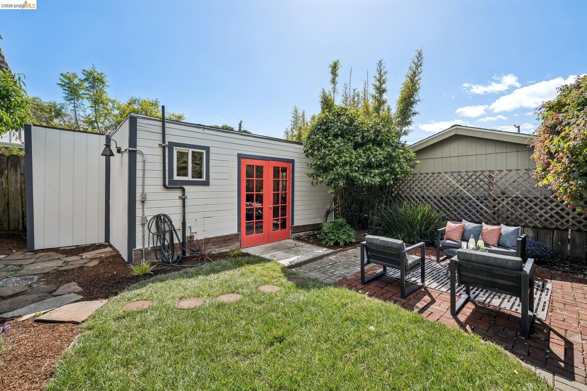 858 Neilson St, Berkeley, CA, 94707