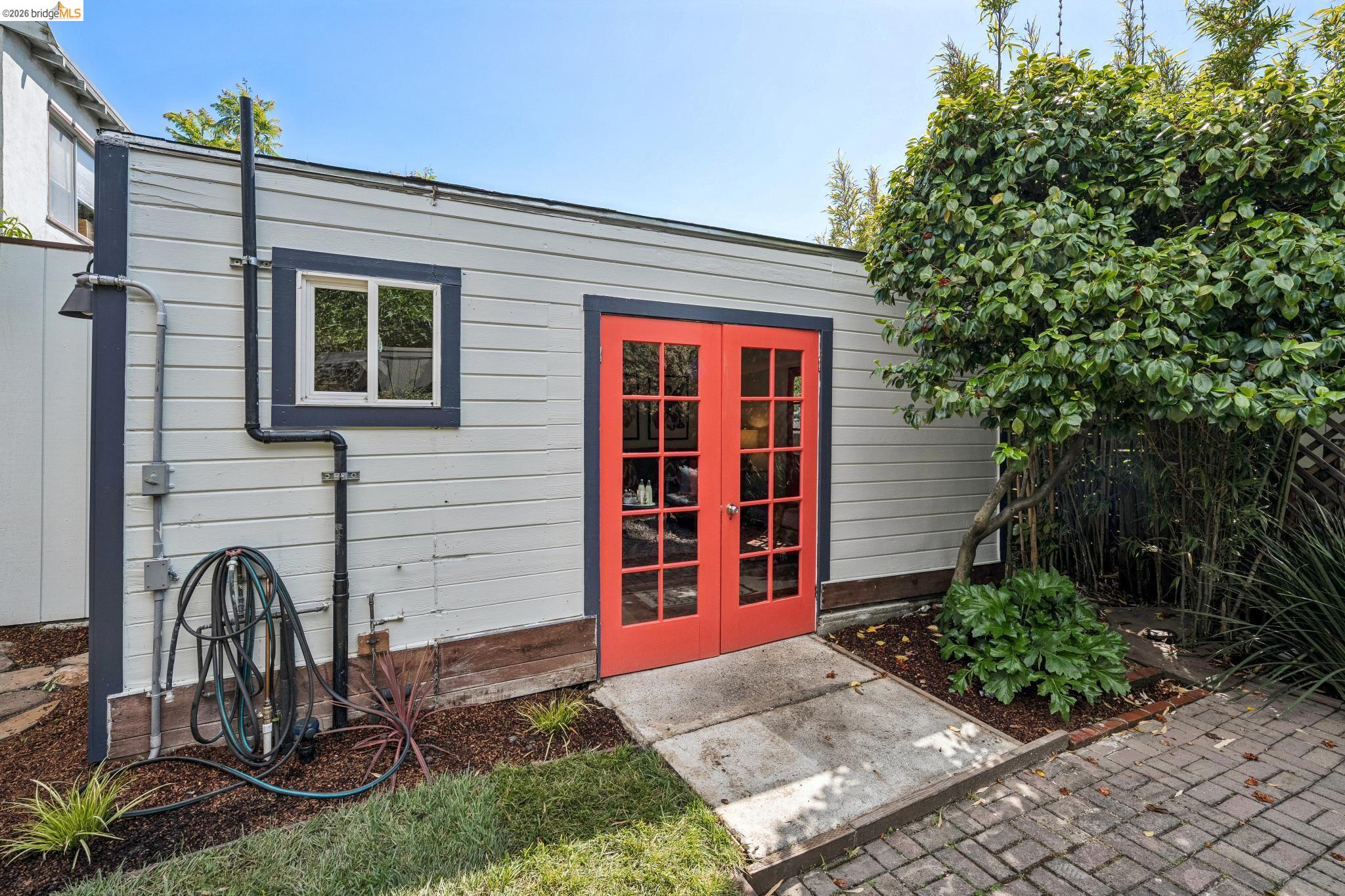 858 Neilson St, Berkeley, CA, 94707