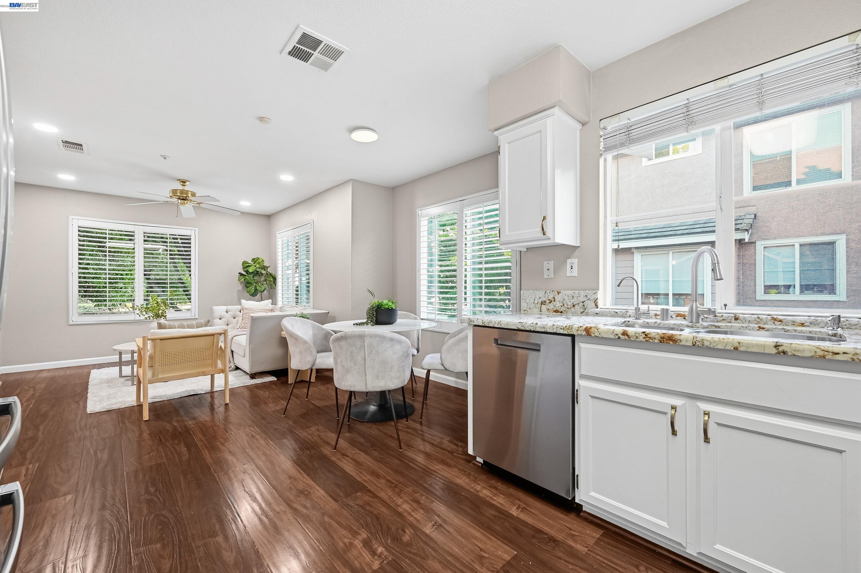 Photo #11: 41132245 Listing: Photo #11