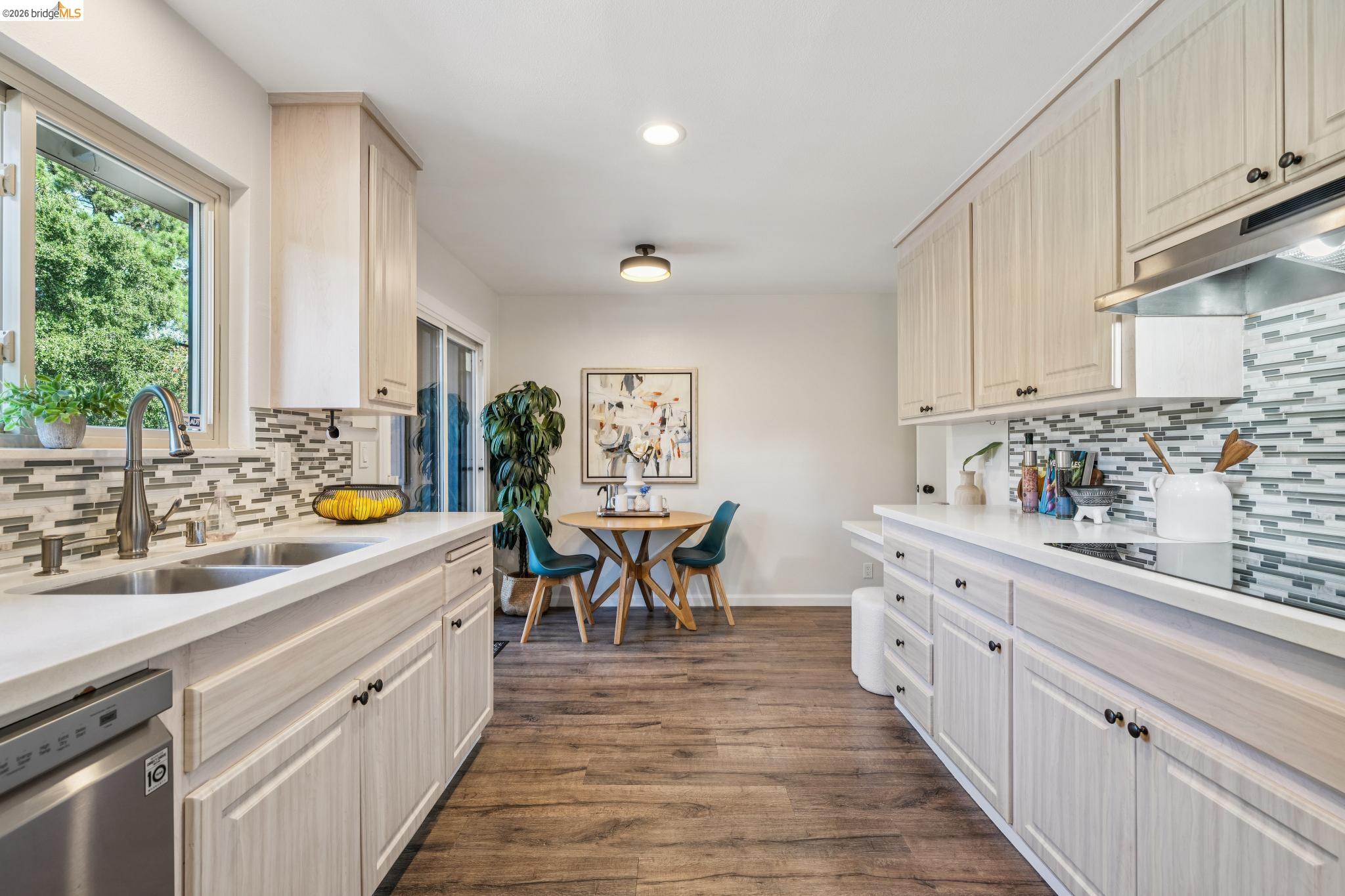 7900 Hansom Dr, Oakland, CA, 94605