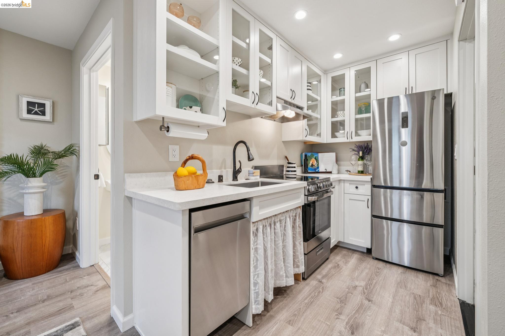 7900 Hansom Dr, Oakland, CA, 94605