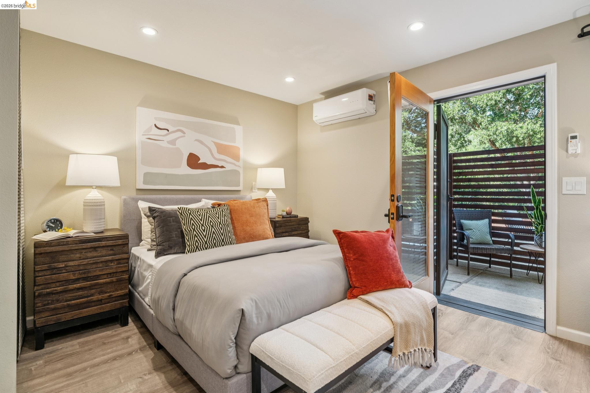 7900 Hansom Dr, Oakland, CA, 94605