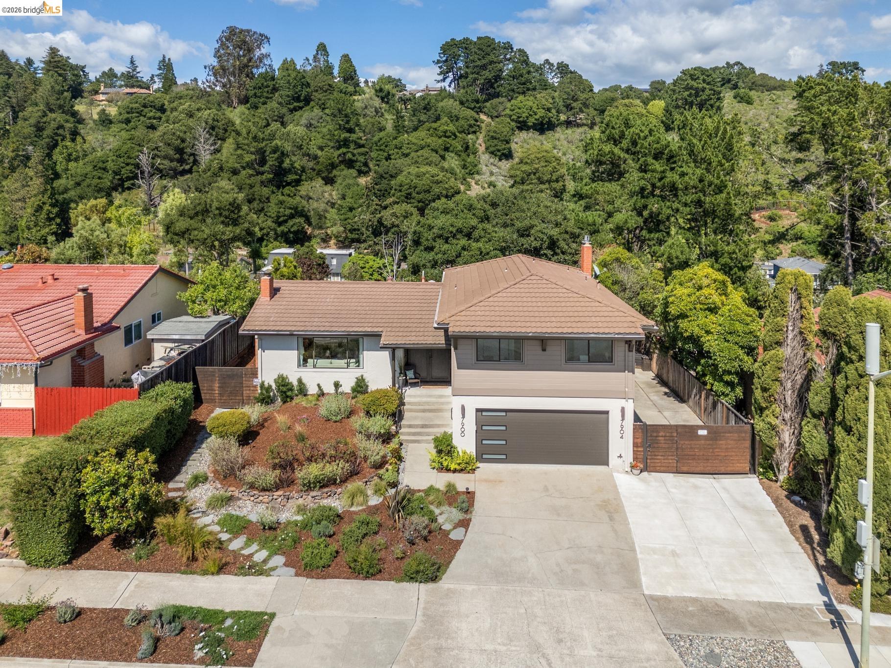 7900 Hansom Dr, Oakland, CA, 94605