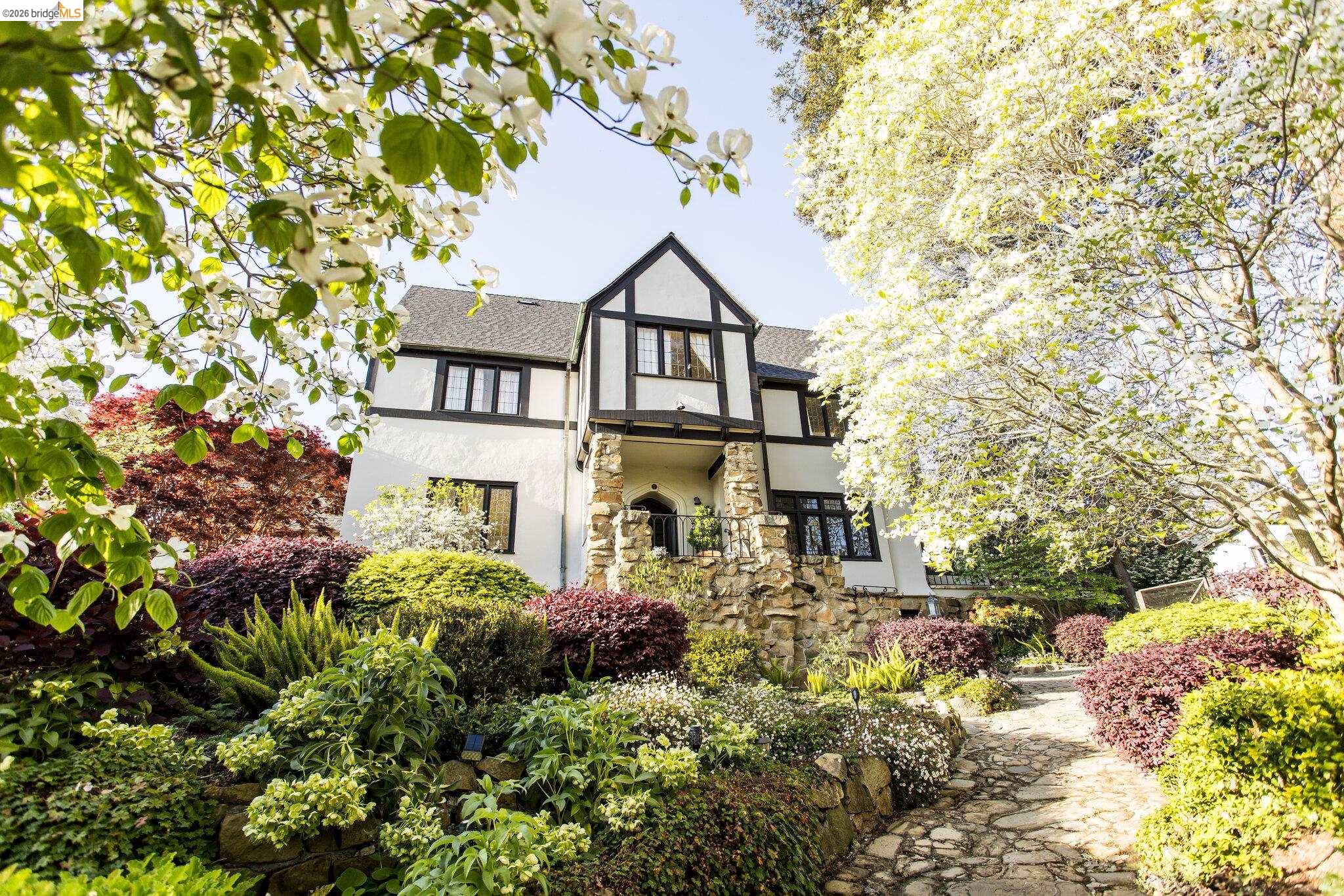 305 Sheridan Ave, Piedmont, CA, 94611