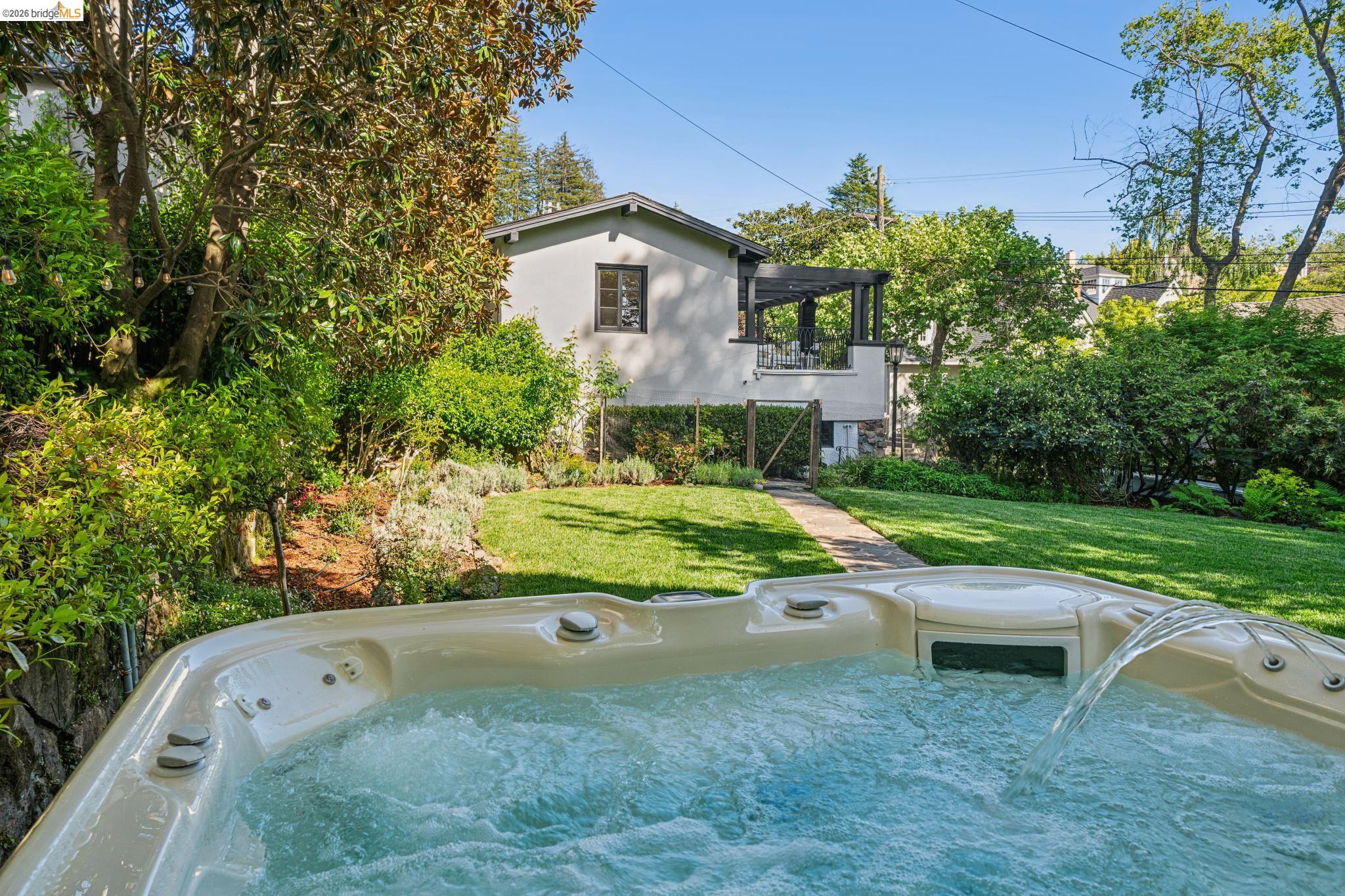 305 Sheridan Ave, Piedmont, CA, 94611