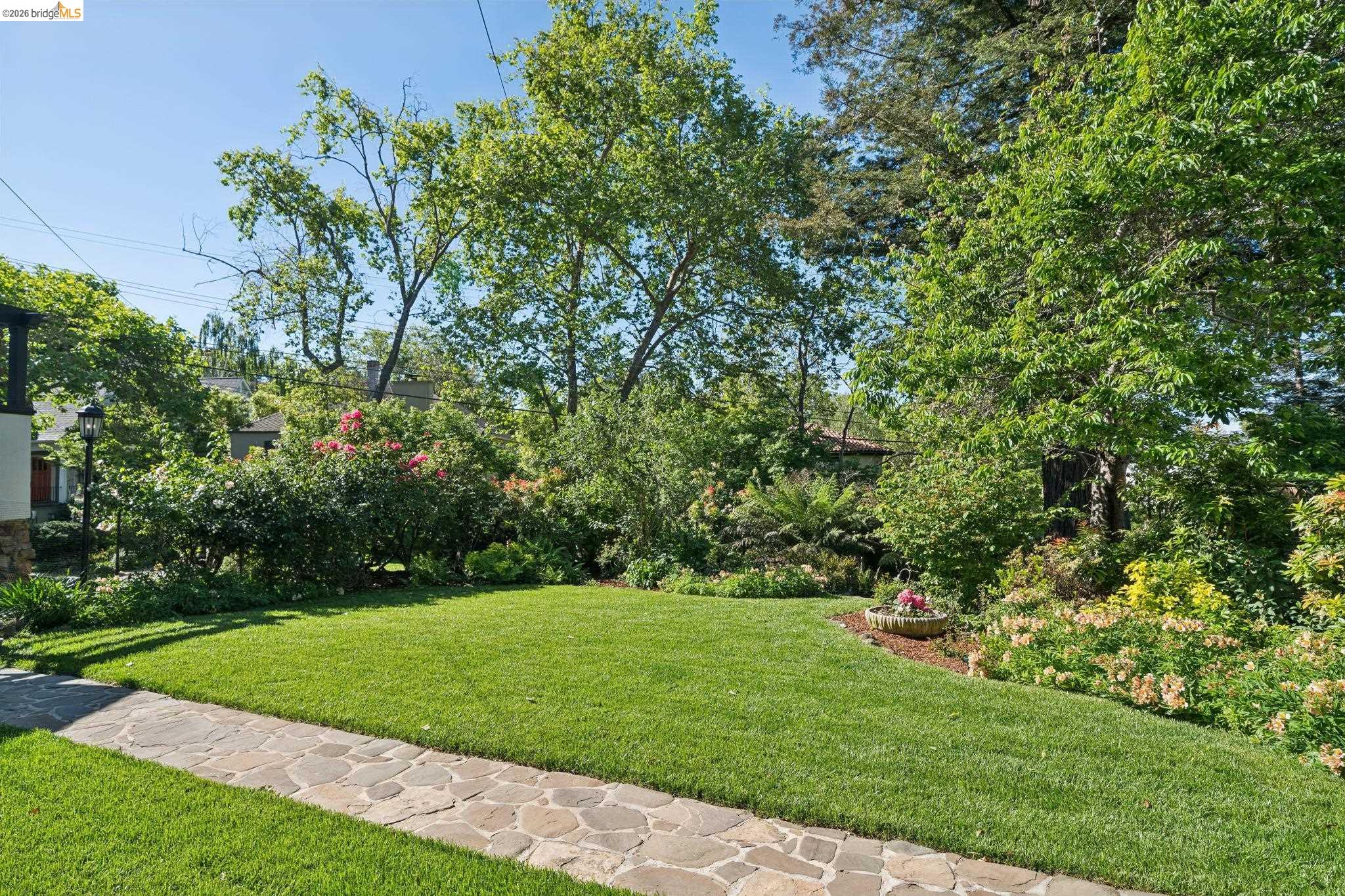 305 Sheridan Ave, Piedmont, CA, 94611