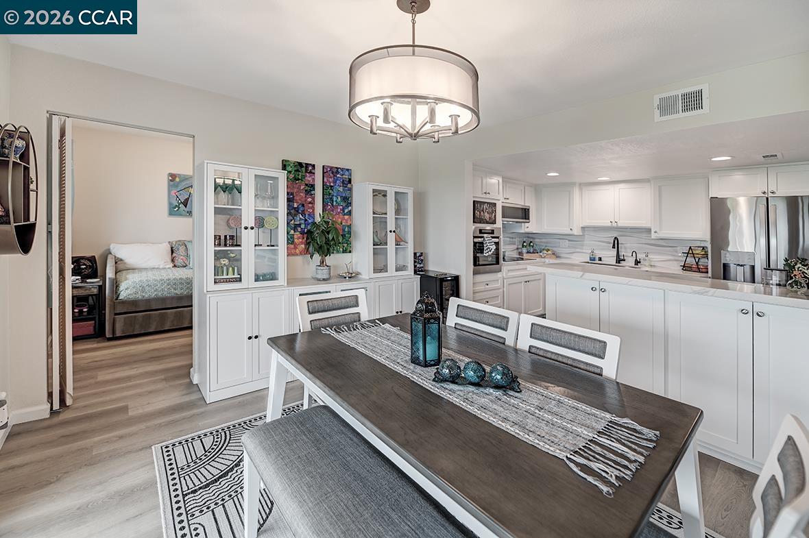 Photo #9: 41132262 Listing: Photo #9