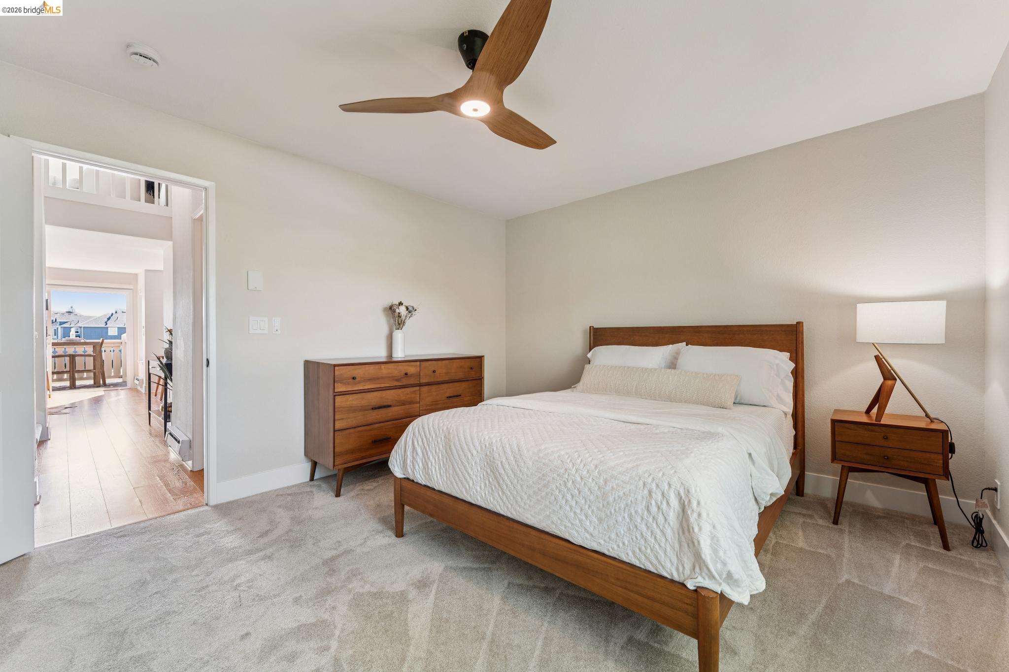 194 Lakeshore Ct, Richmond CA 94804 — photo 14