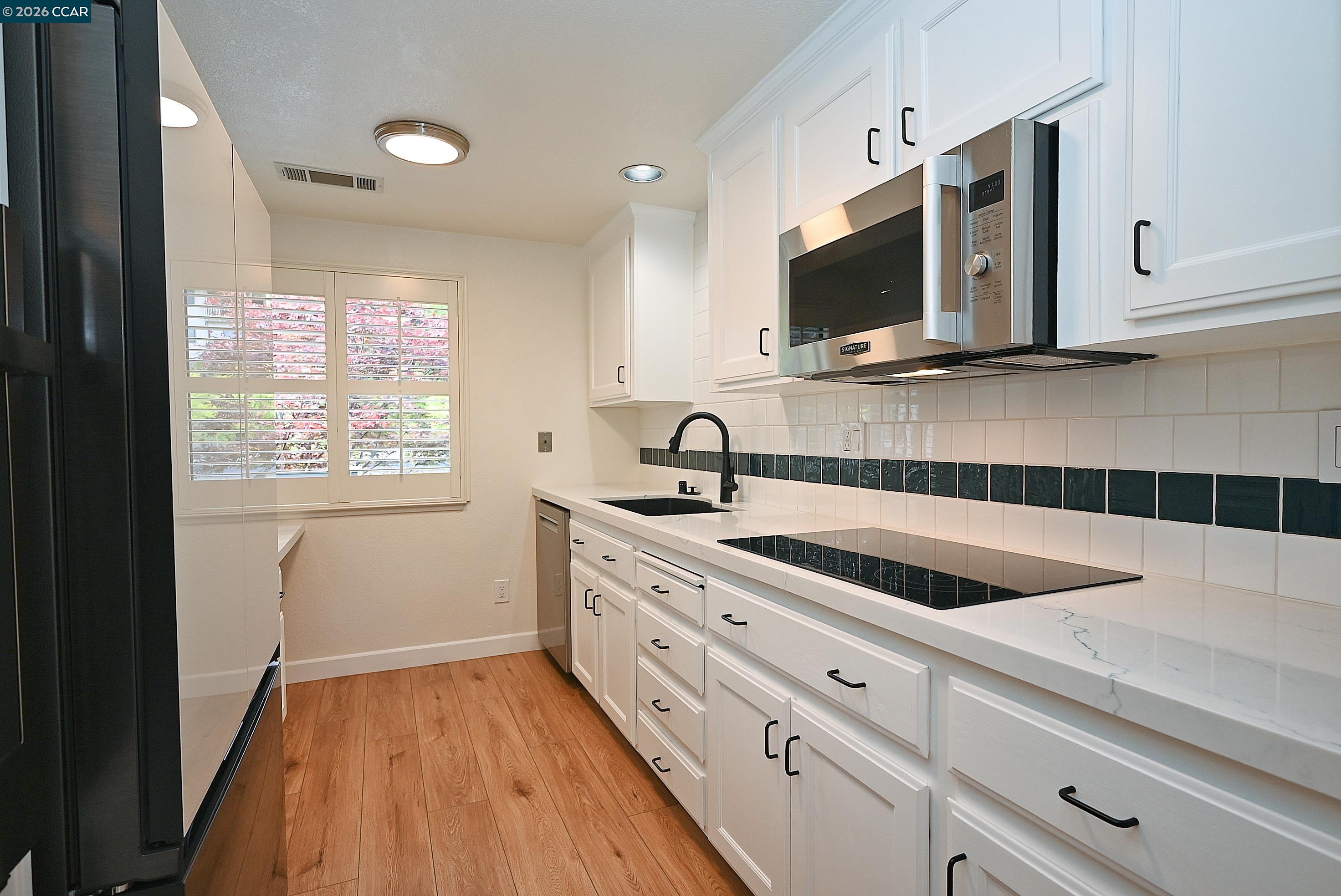 Photo #17: 41132267 Listing: Photo #17