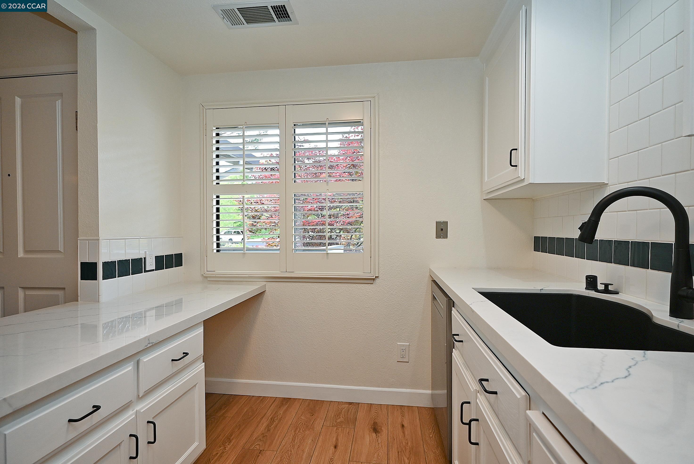 Photo #19: 41132267 Listing: Photo #19