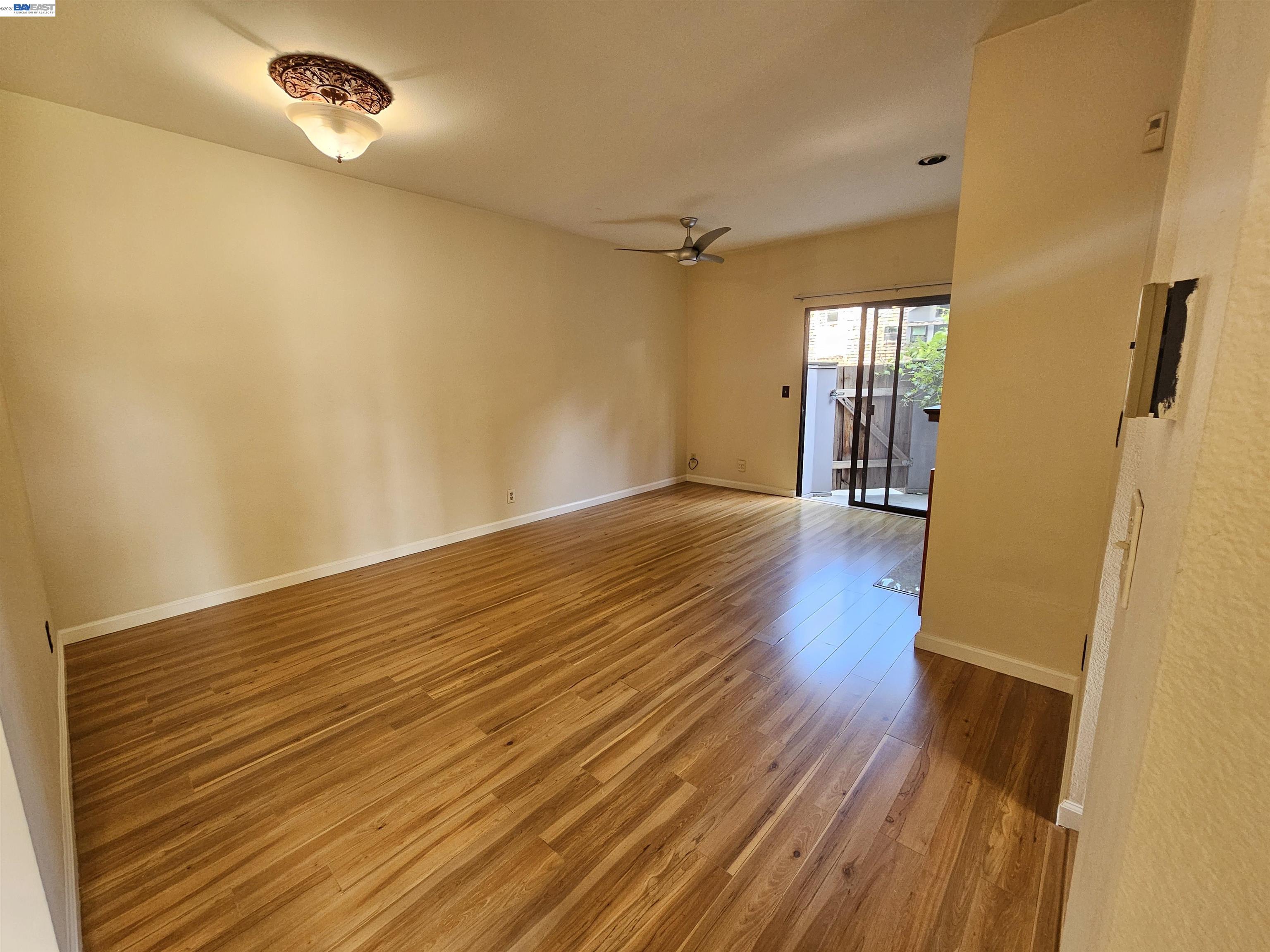 Photo #4: 41132290 Listing: Photo #4