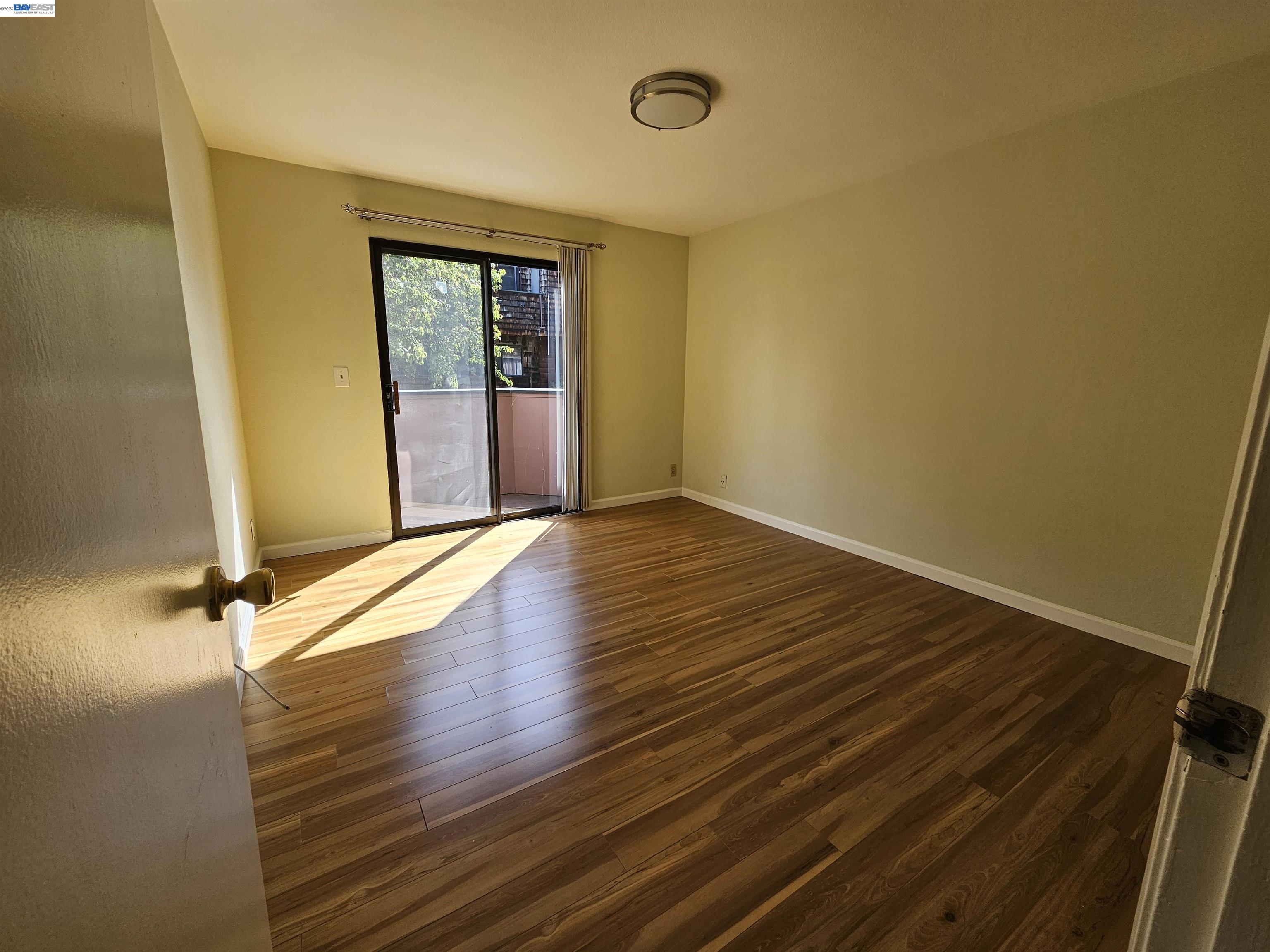 Photo #8: 41132290 Listing: Photo #8