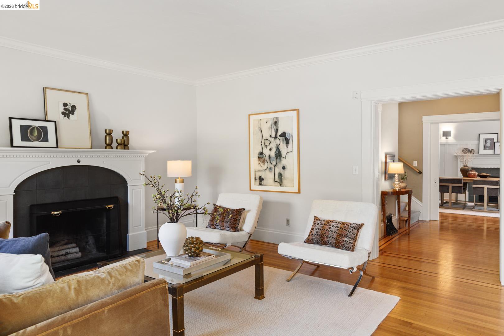 2520 RUSSELL ST, BERKELEY, CA 94705  Photo 8