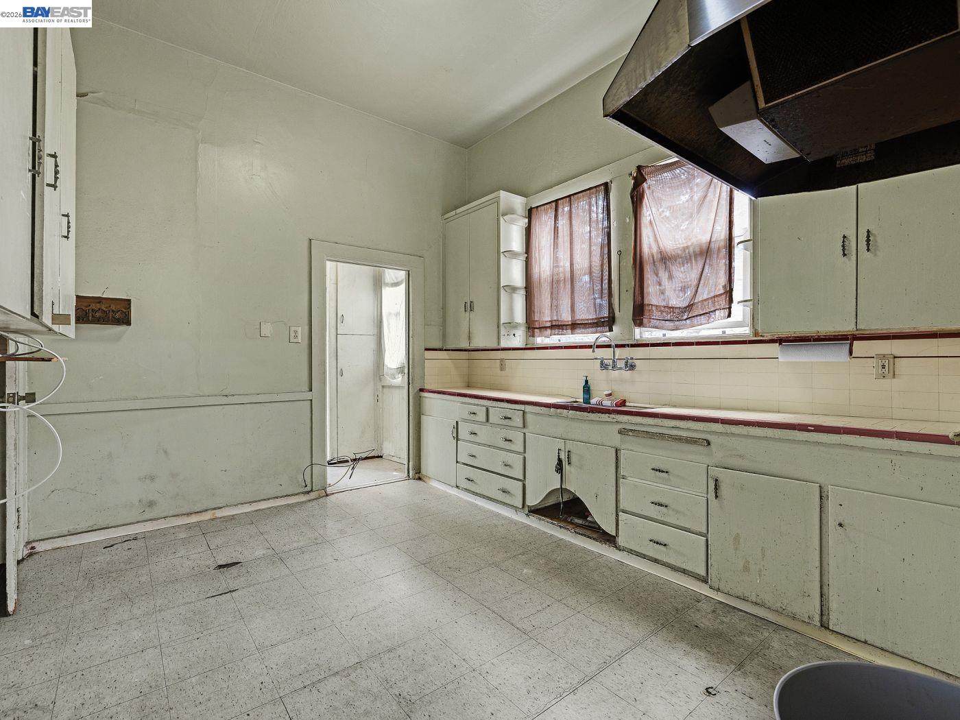 2226 13th Ave, Oakland CA 94606 — photo 7