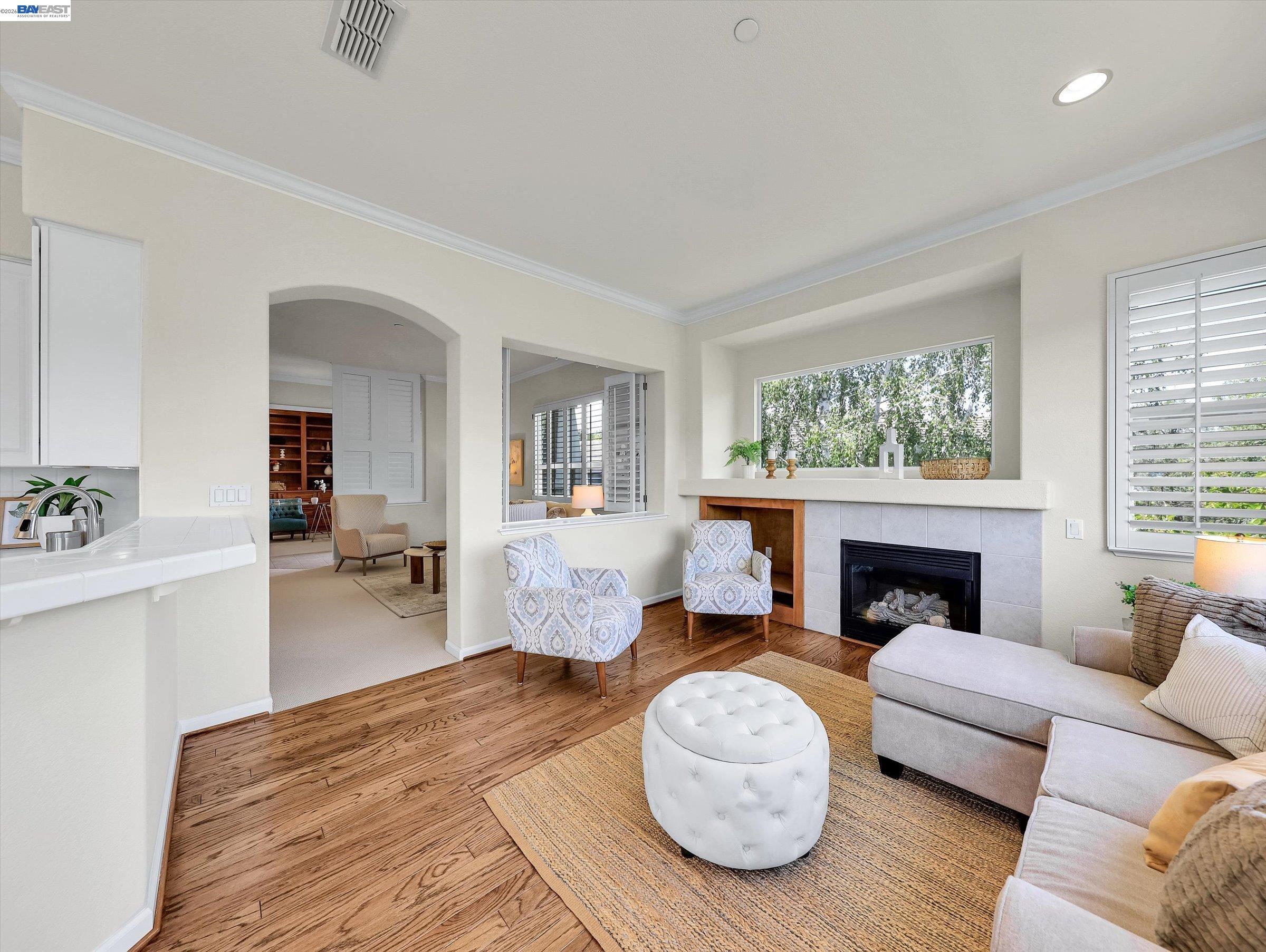 Photo #12: 41132298 Listing: Photo #12