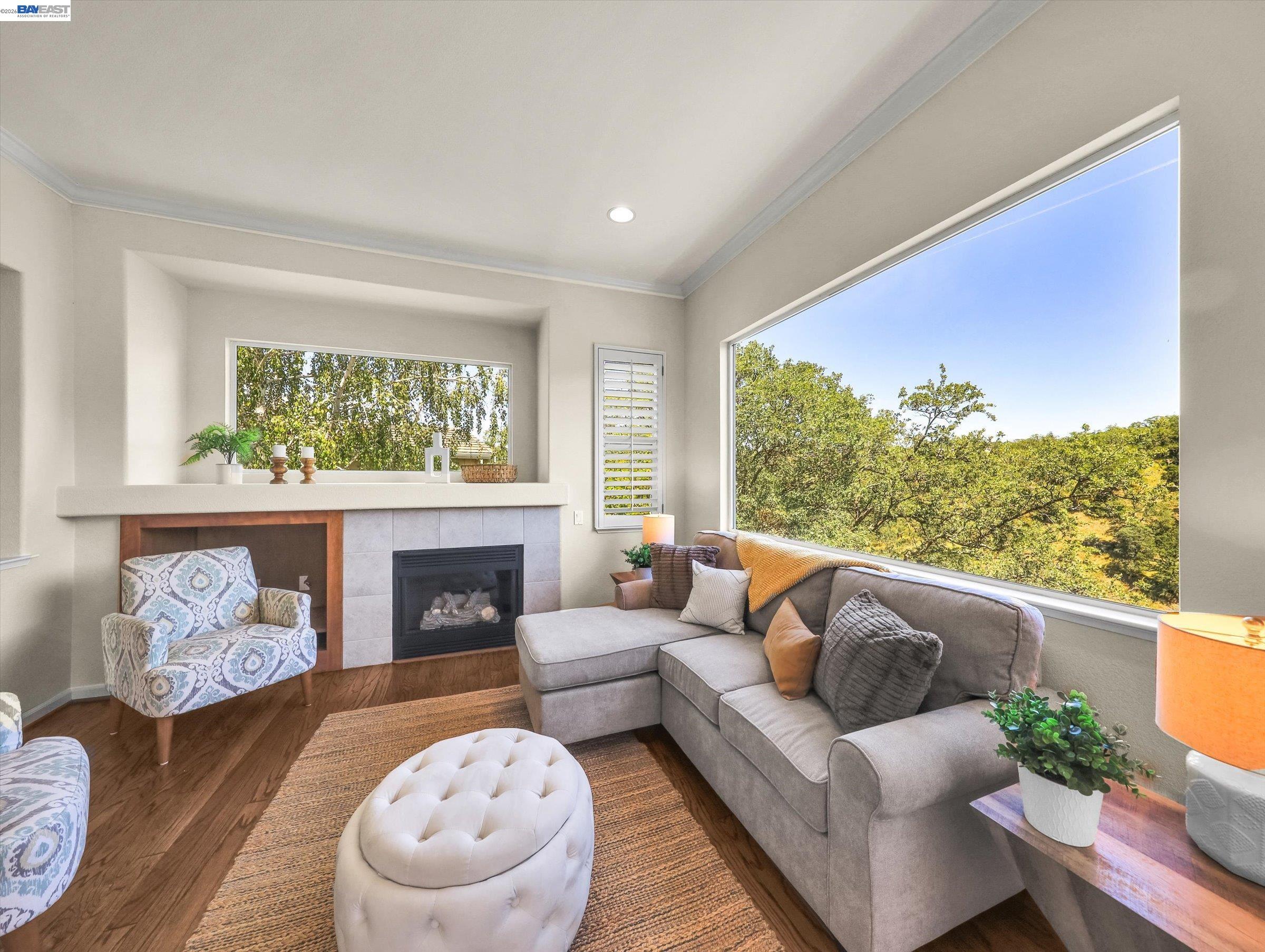 Photo #4: 41132298 Listing: Photo #4