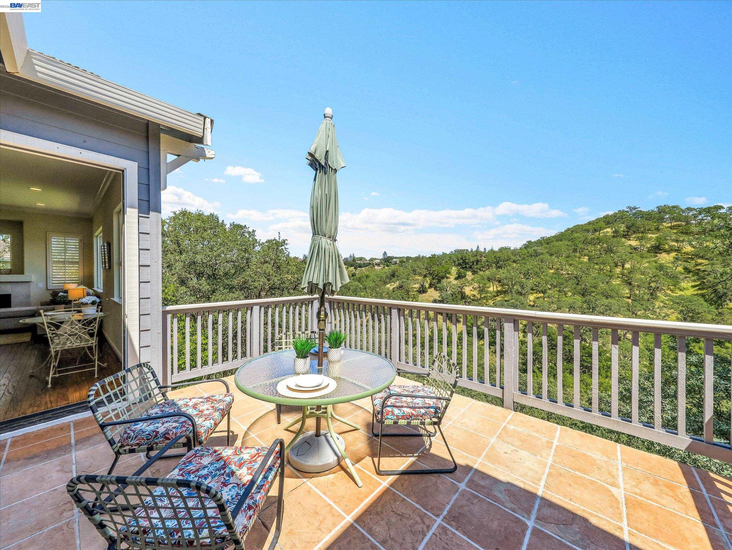 Photo #9: 41132298 Listing: Photo #9