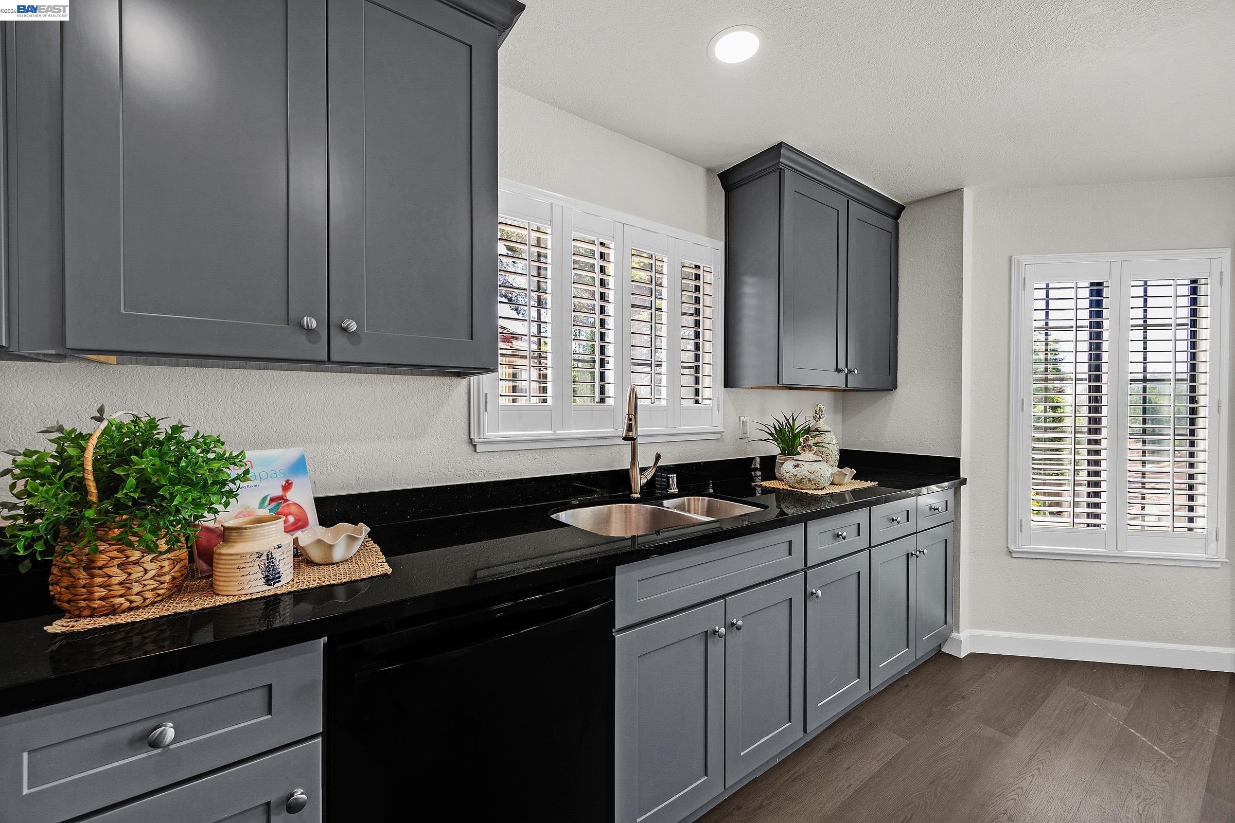 Photo #16: 41132303 Listing: Photo #16