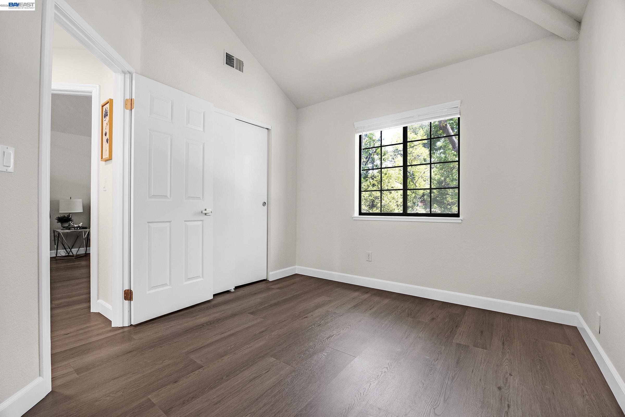 Photo #24: 41132303 Listing: Photo #24