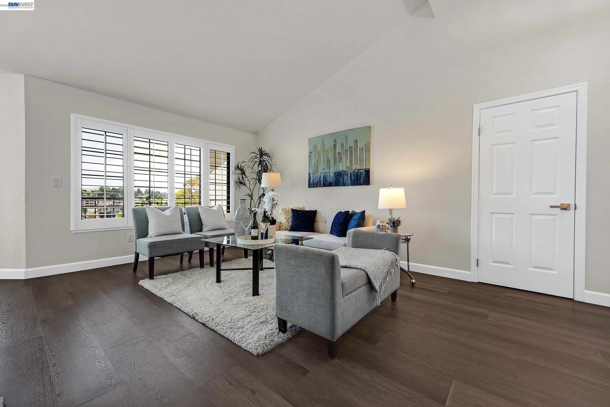 Photo #5: 41132303 Listing: Photo #5