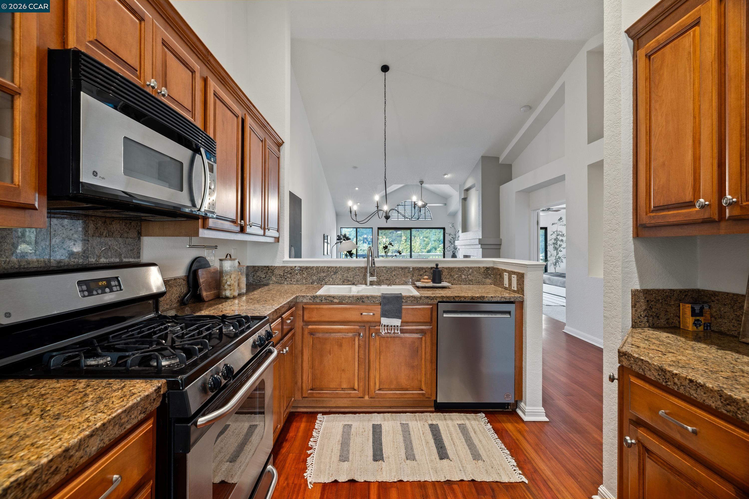 Photo #19: 41132308 Listing: Photo #19