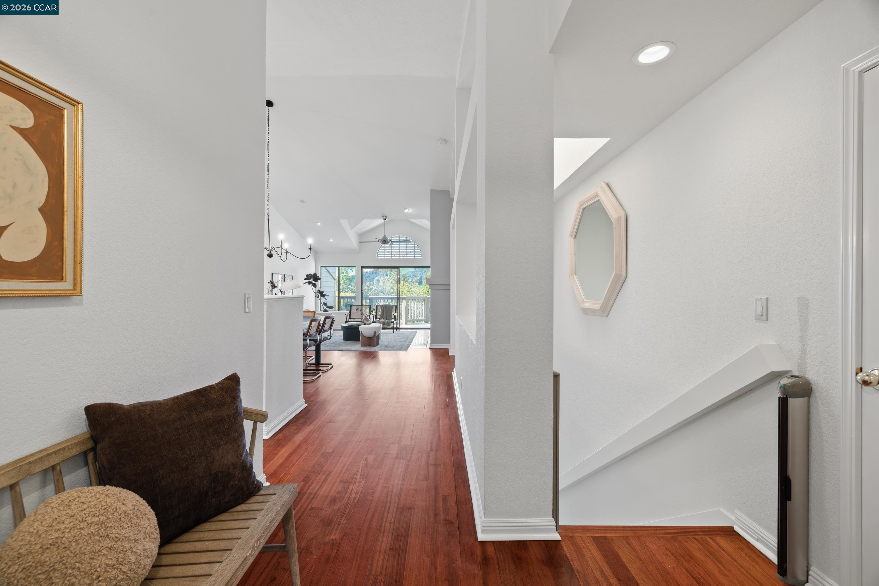 Photo #5: 41132308 Listing: Photo #5