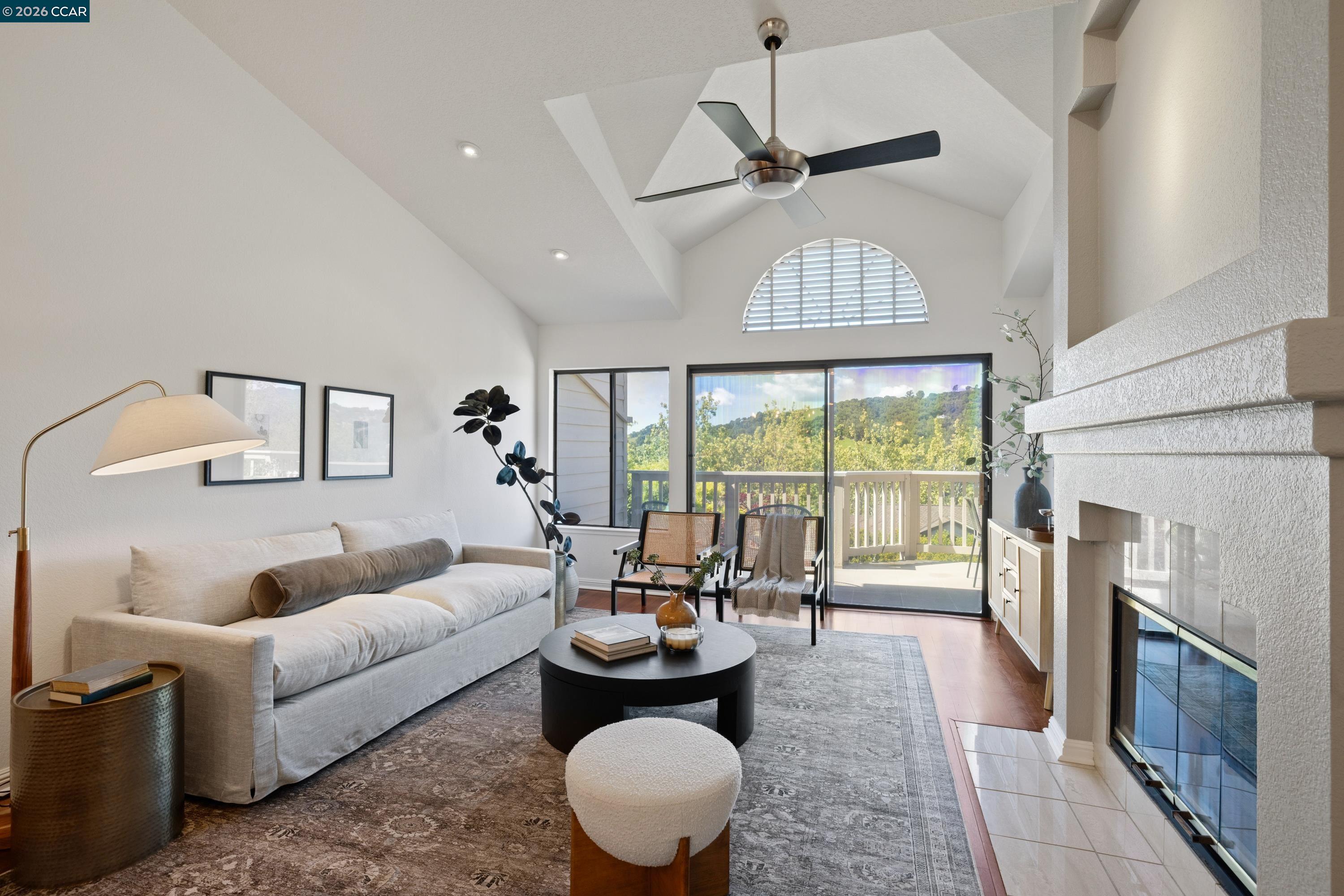 Photo #8: 41132308 Listing: Photo #8