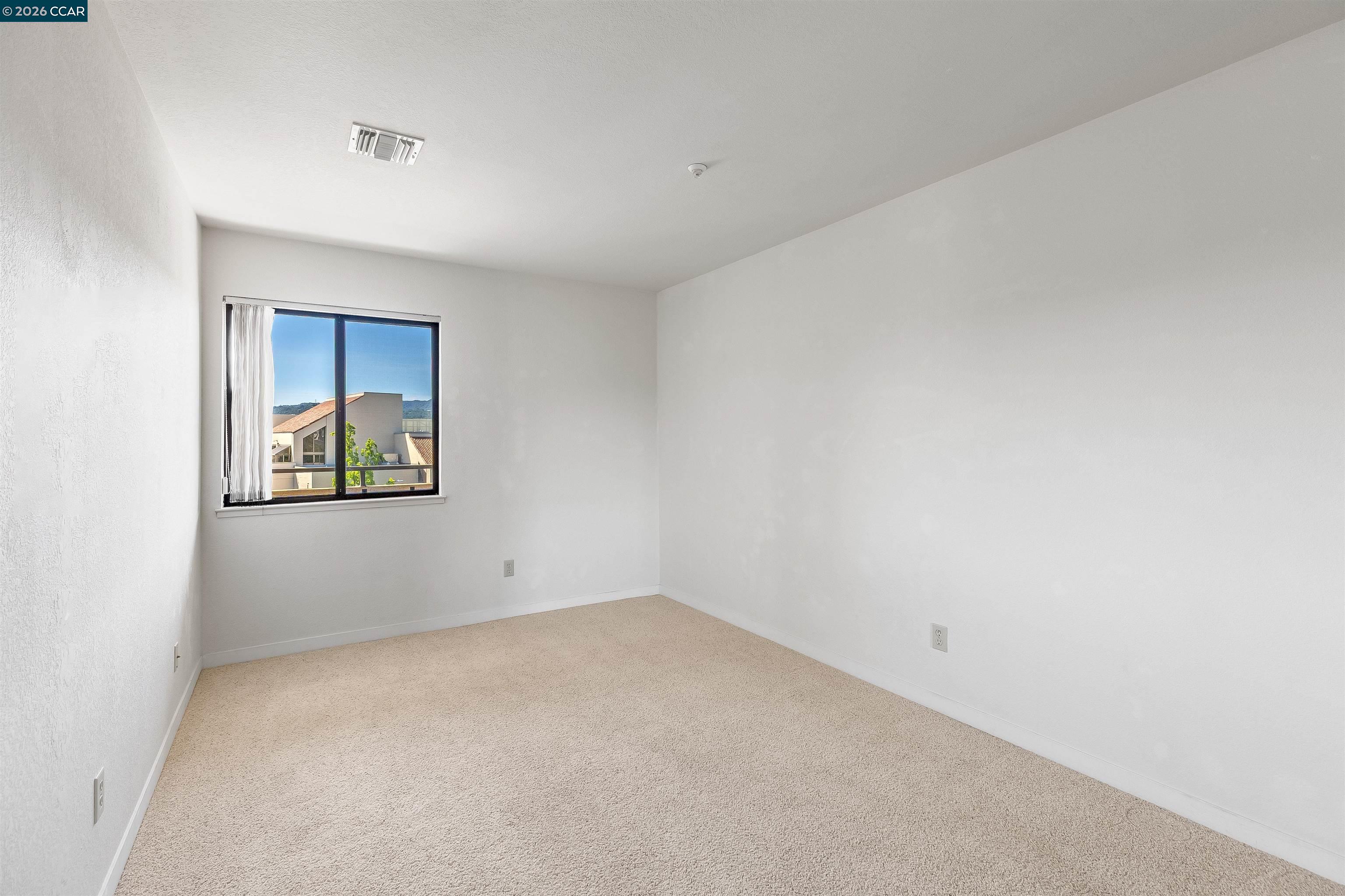 Photo #23: 41132316 Listing: Photo #23