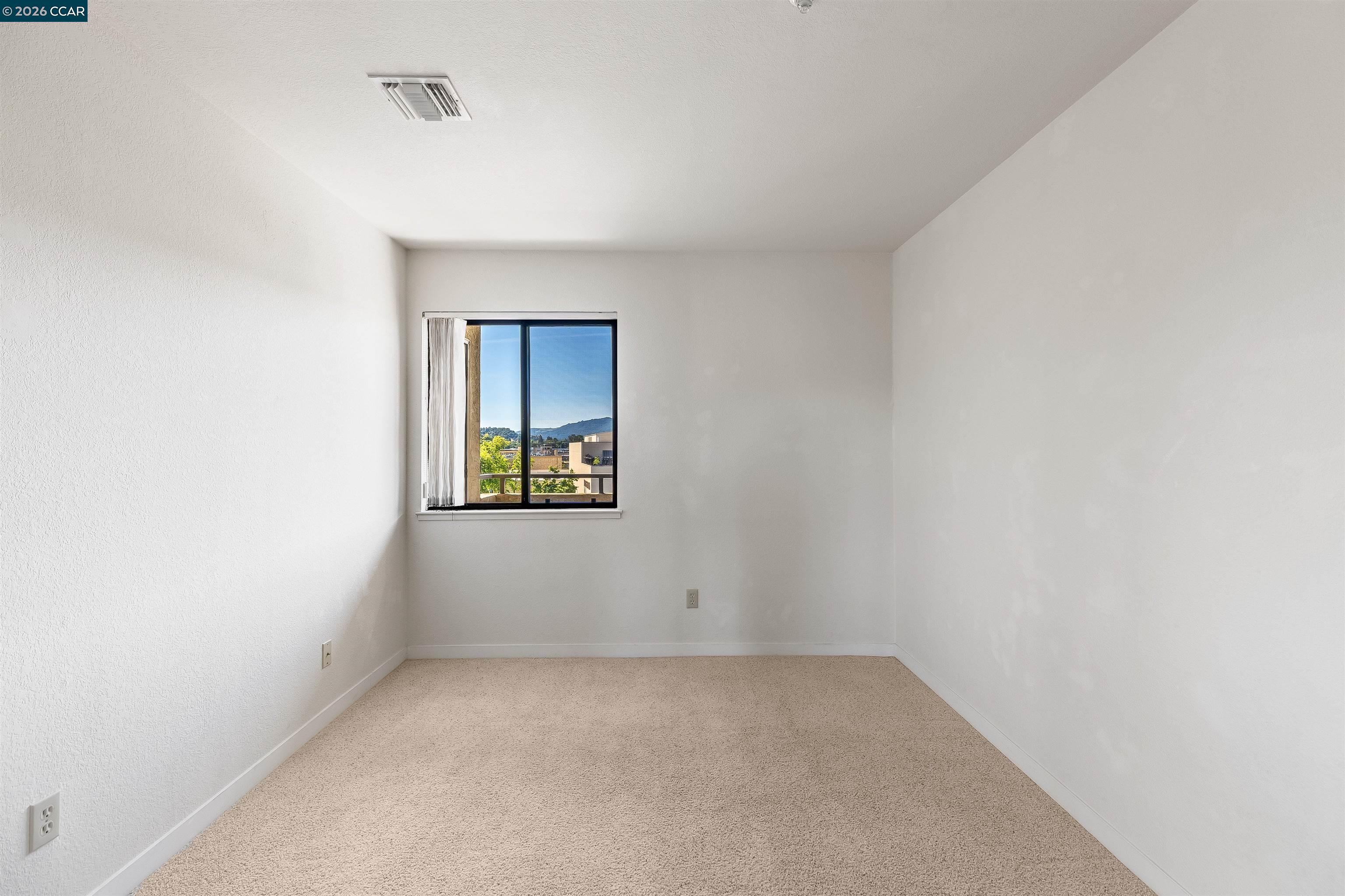 Photo #24: 41132316 Listing: Photo #24