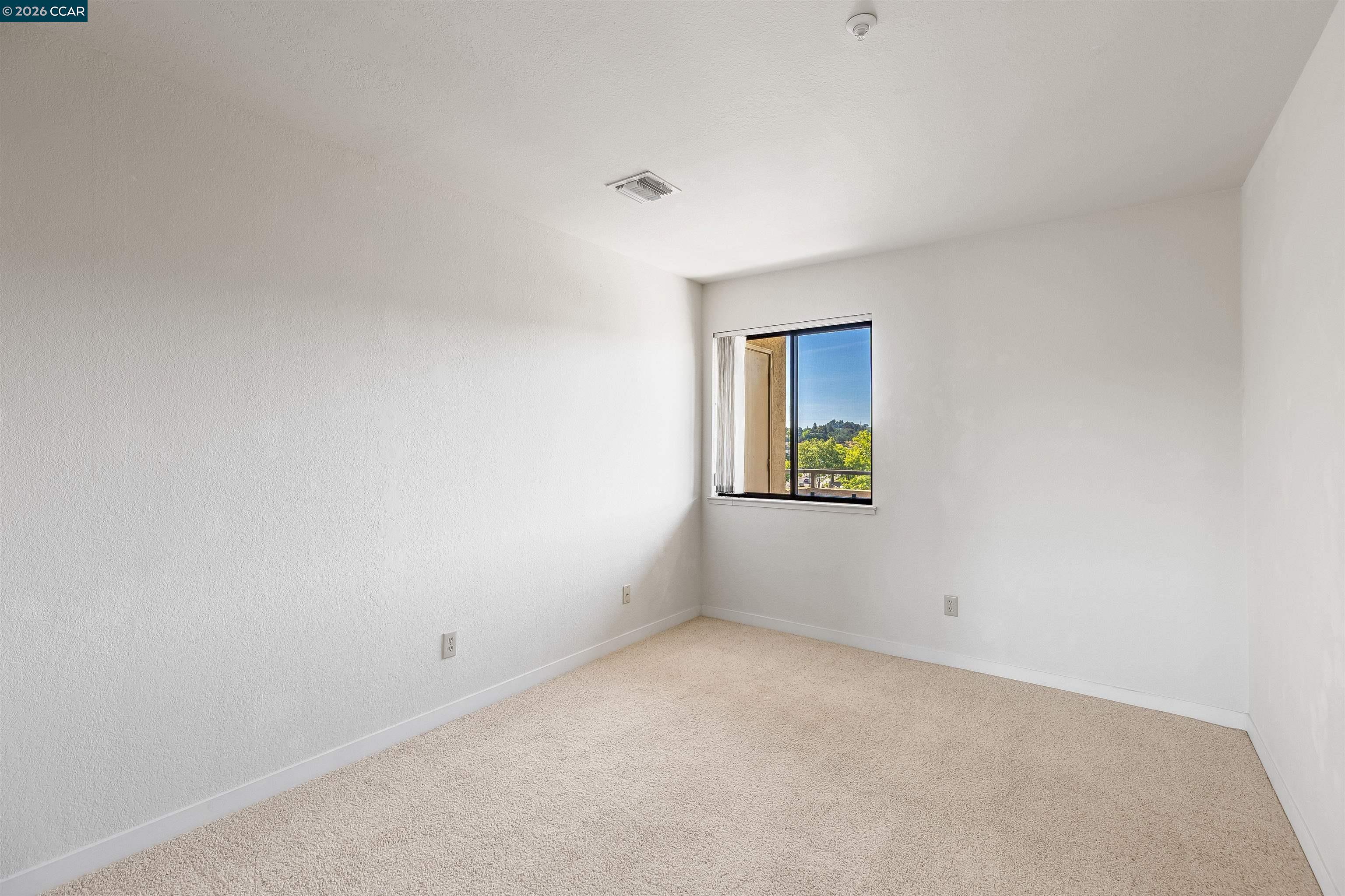 Photo #25: 41132316 Listing: Photo #25