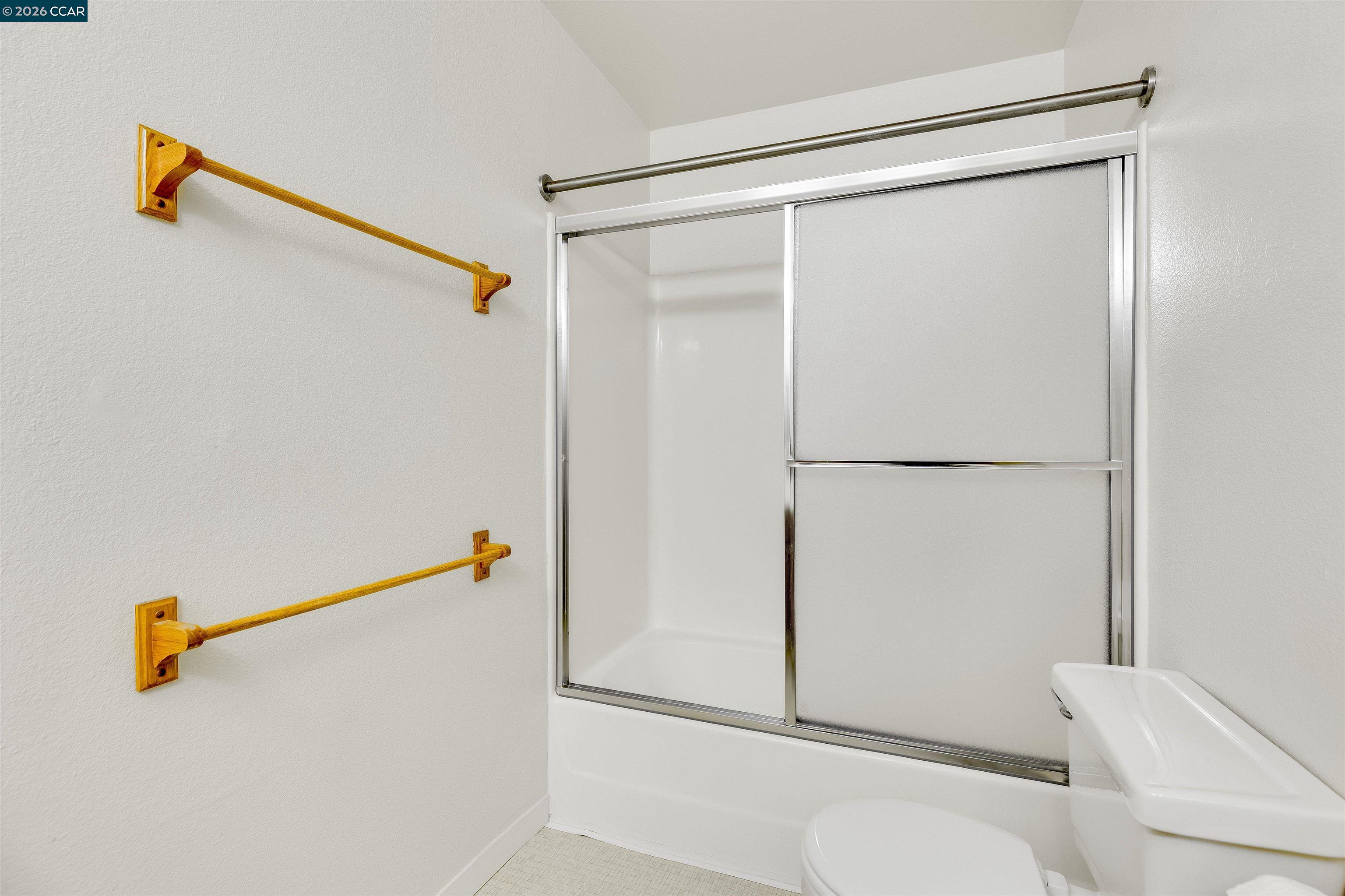 Photo #33: 41132316 Listing: Photo #33