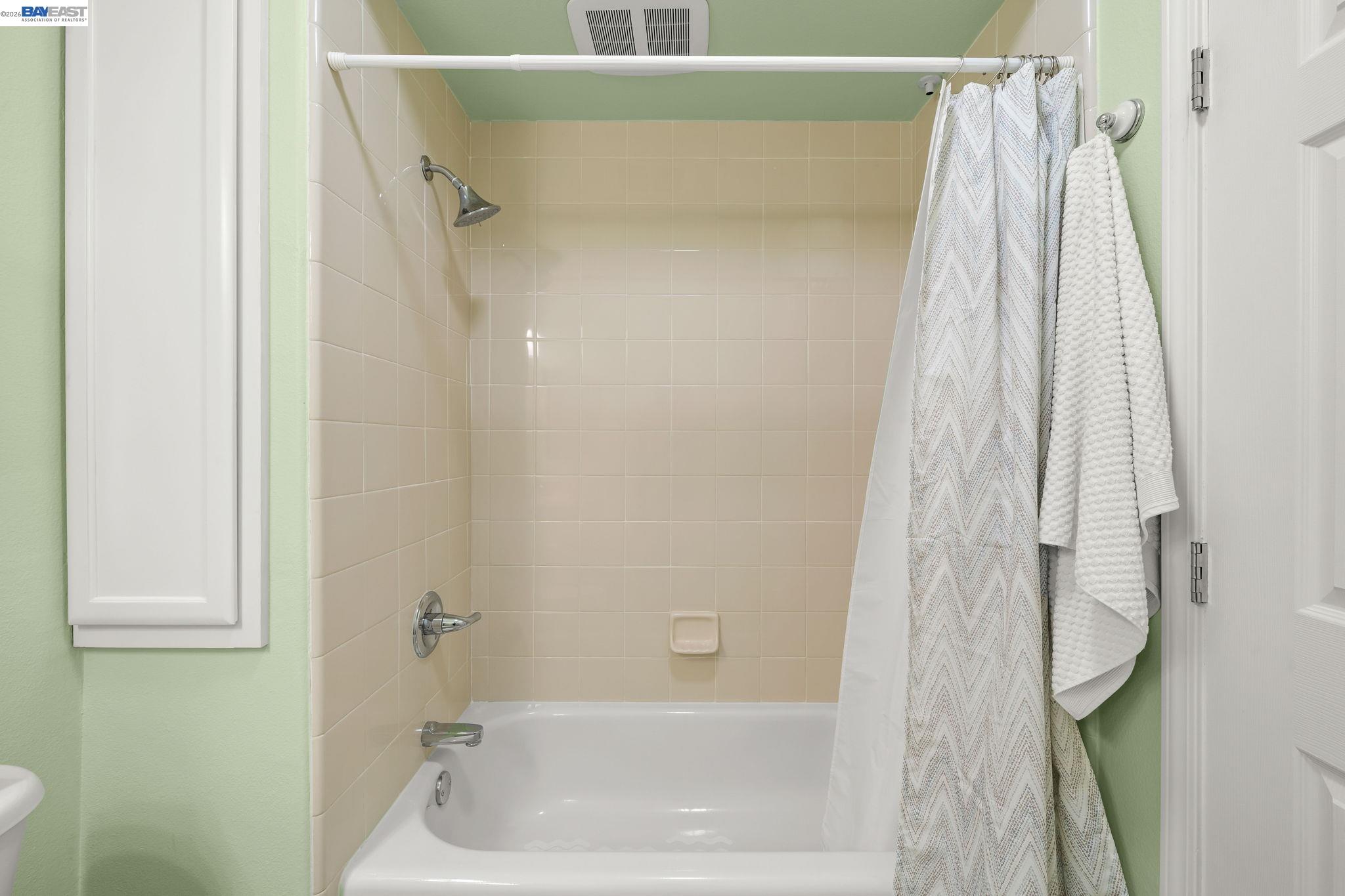 Photo #19: 41132319 Listing: Photo #19