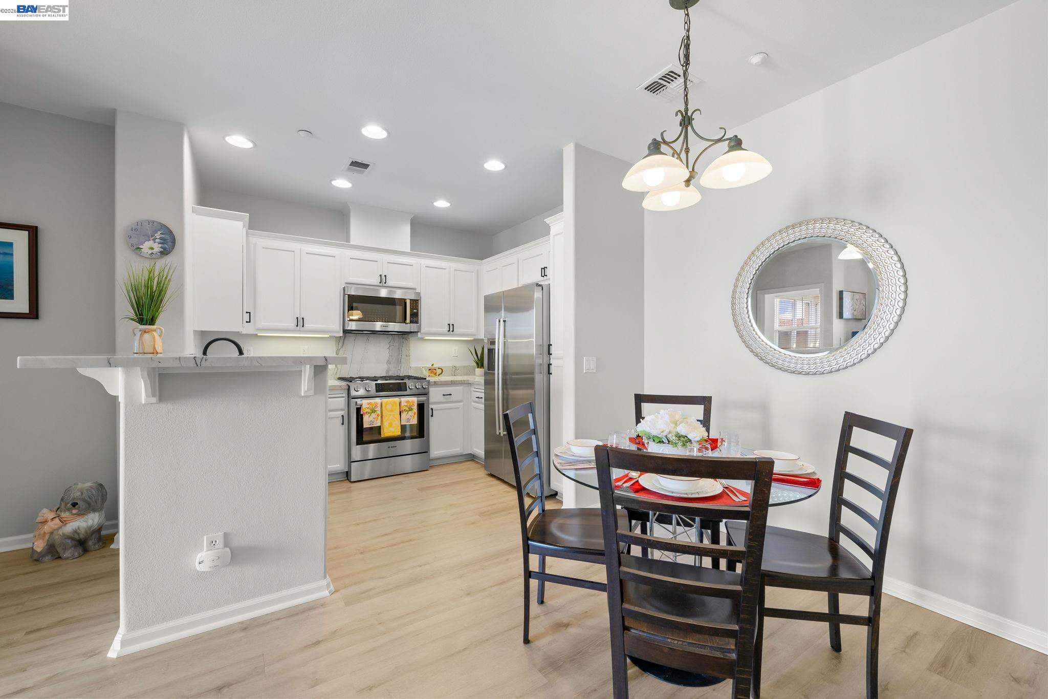 Photo #9: 41132319 Listing: Photo #9