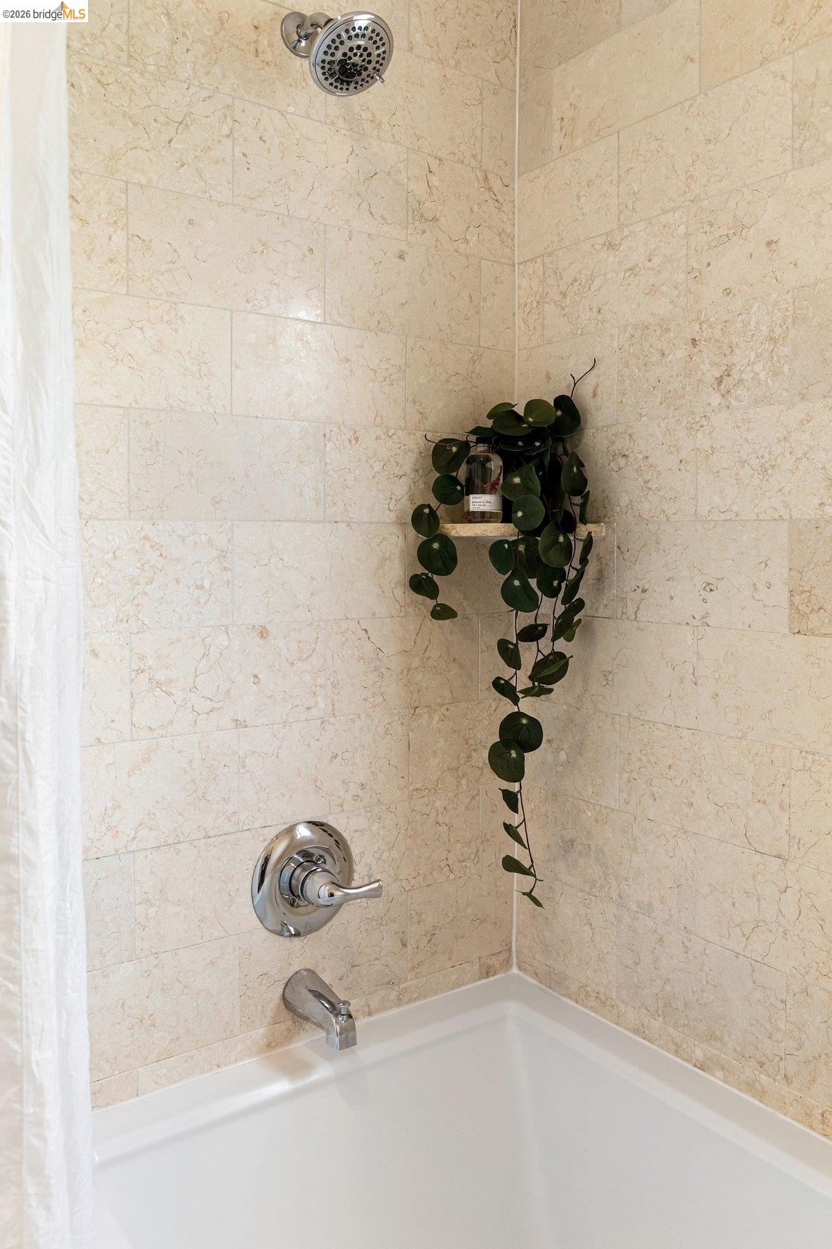 Photo #26: 41132321 Listing: Photo #26