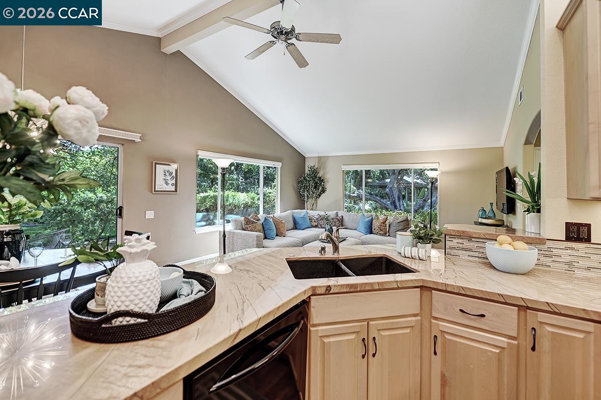 Photo #16: 41132336 Listing: Photo #16