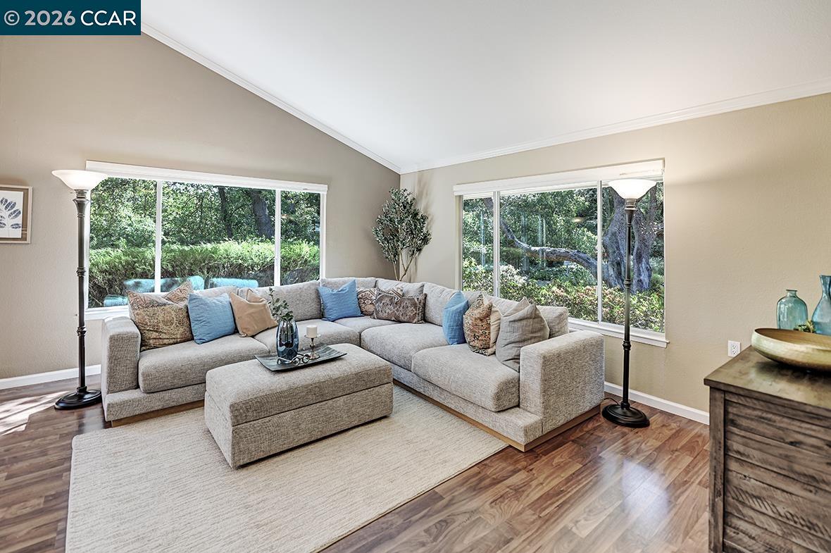 Photo #9: 41132336 Listing: Photo #9