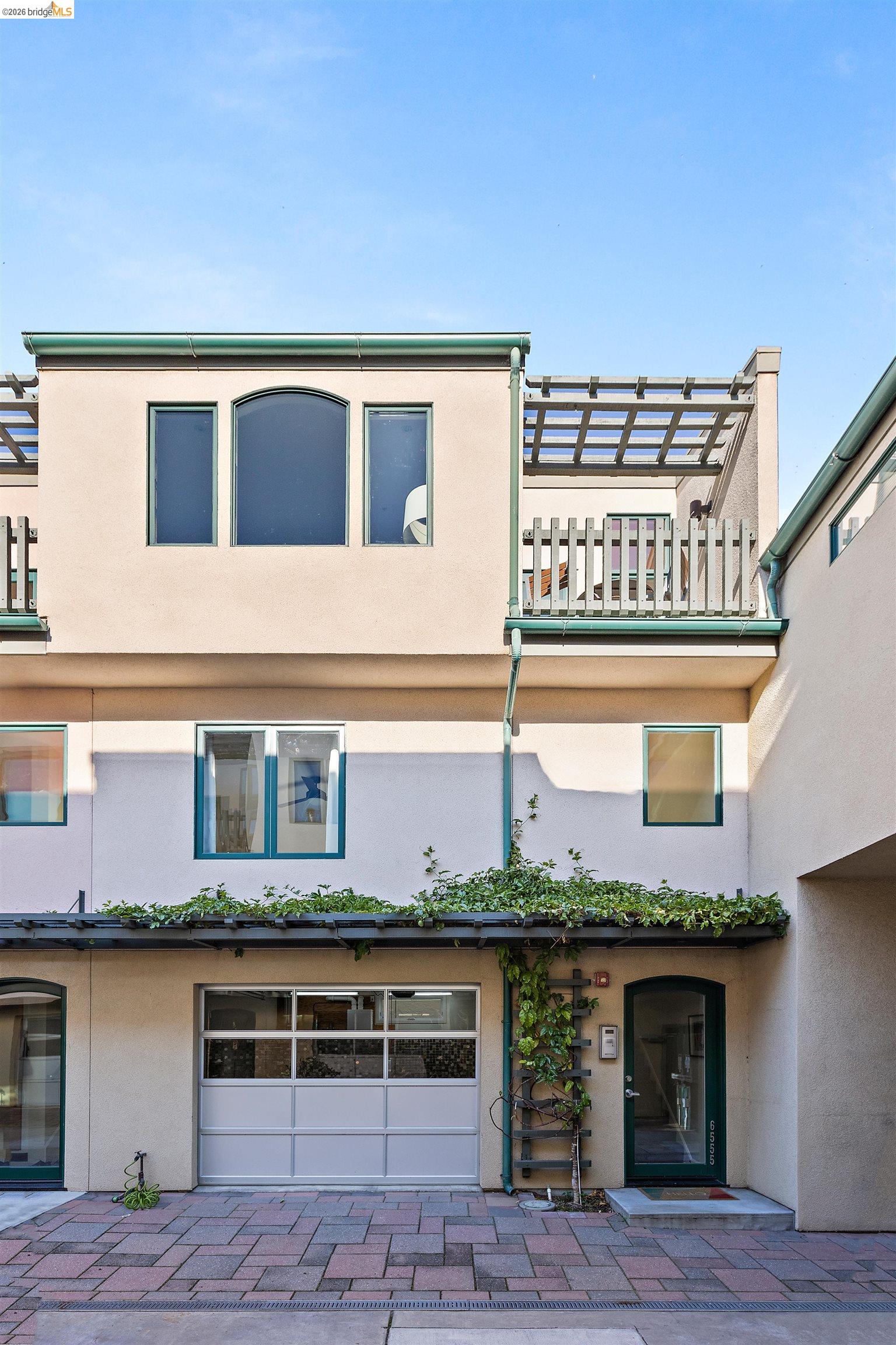 Photo #6: 41132338 Listing: Photo #6