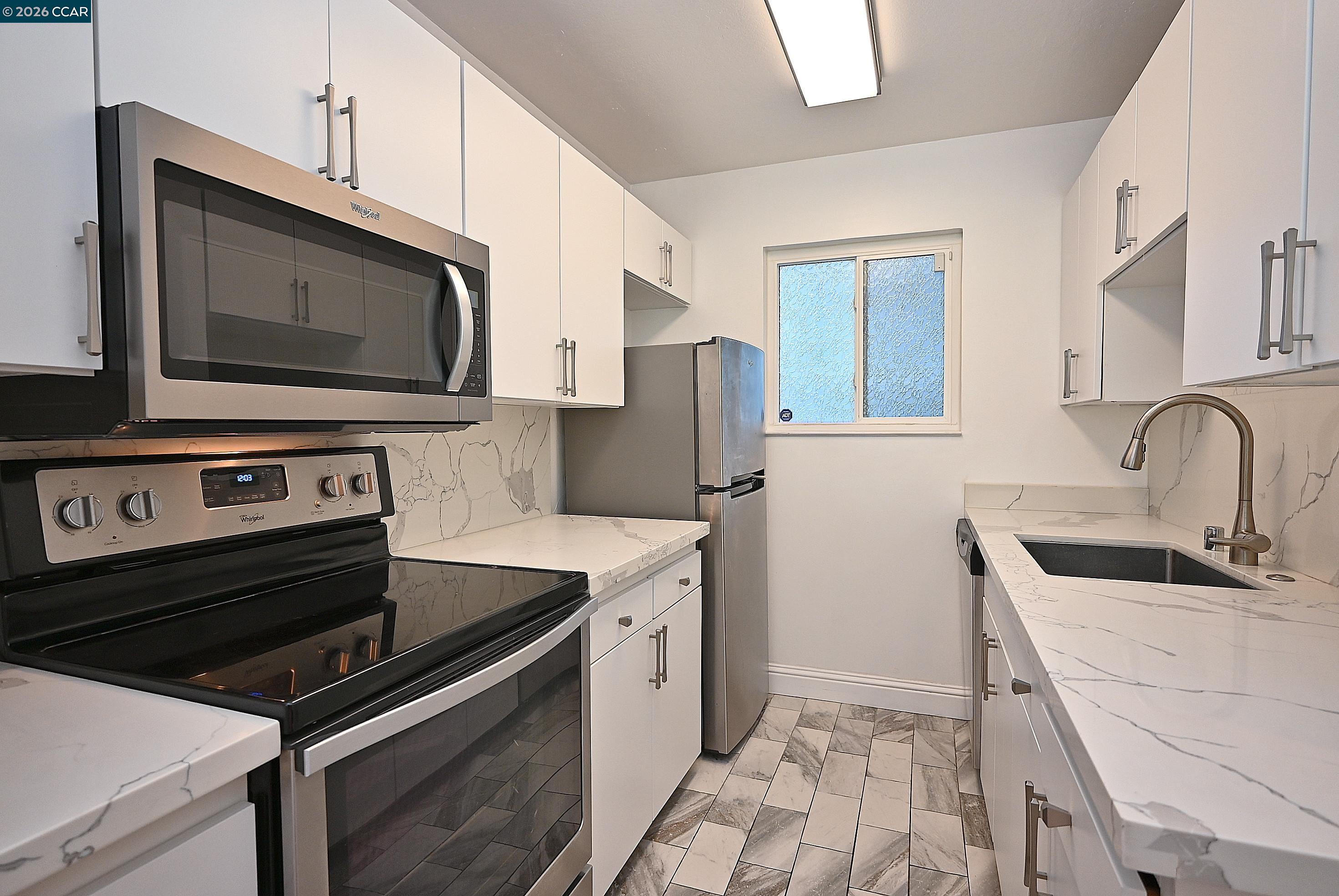 Photo #11: 41132364 Listing: Photo #11