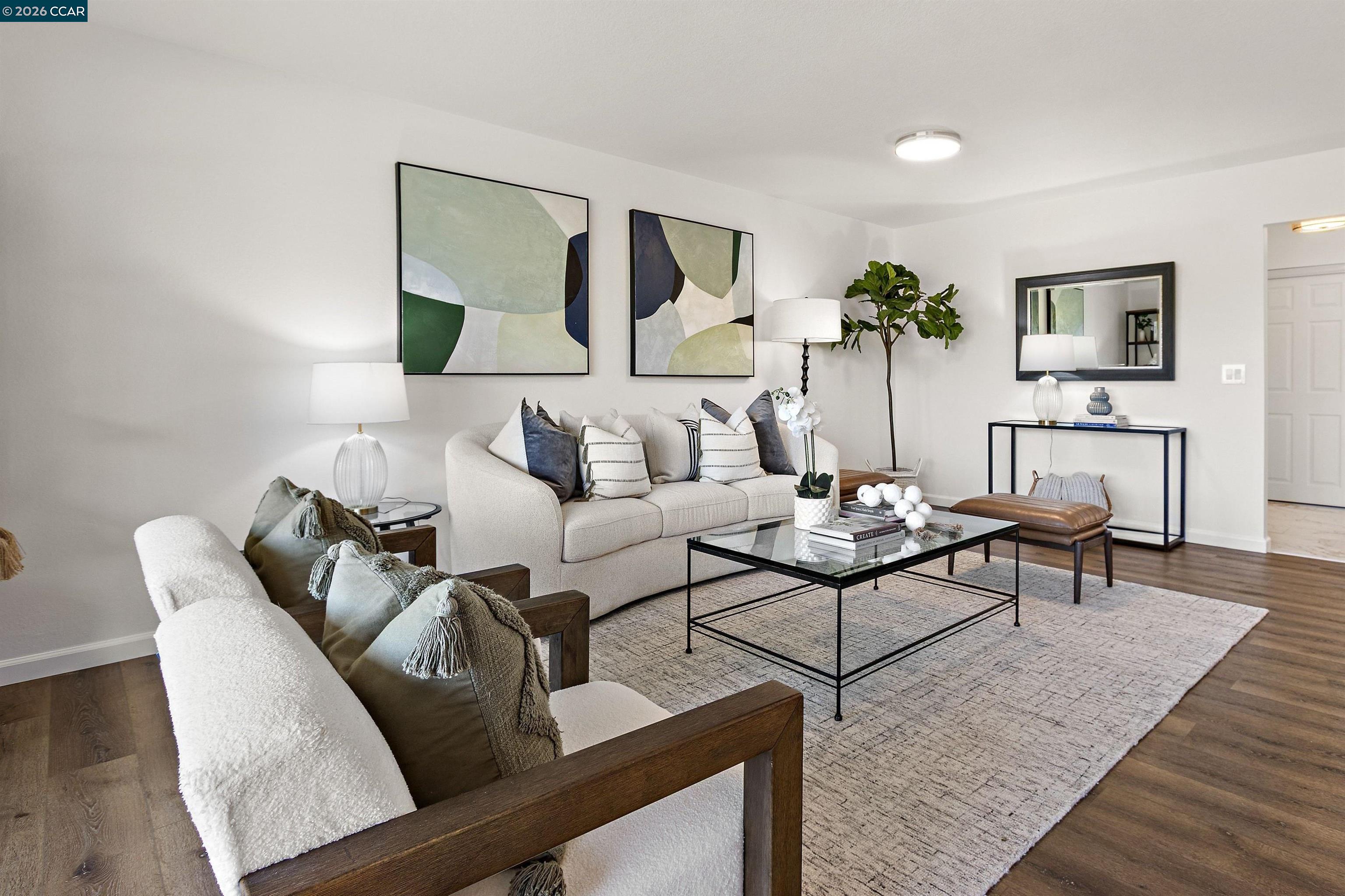 Photo #3: 41132366 Listing: Photo #3